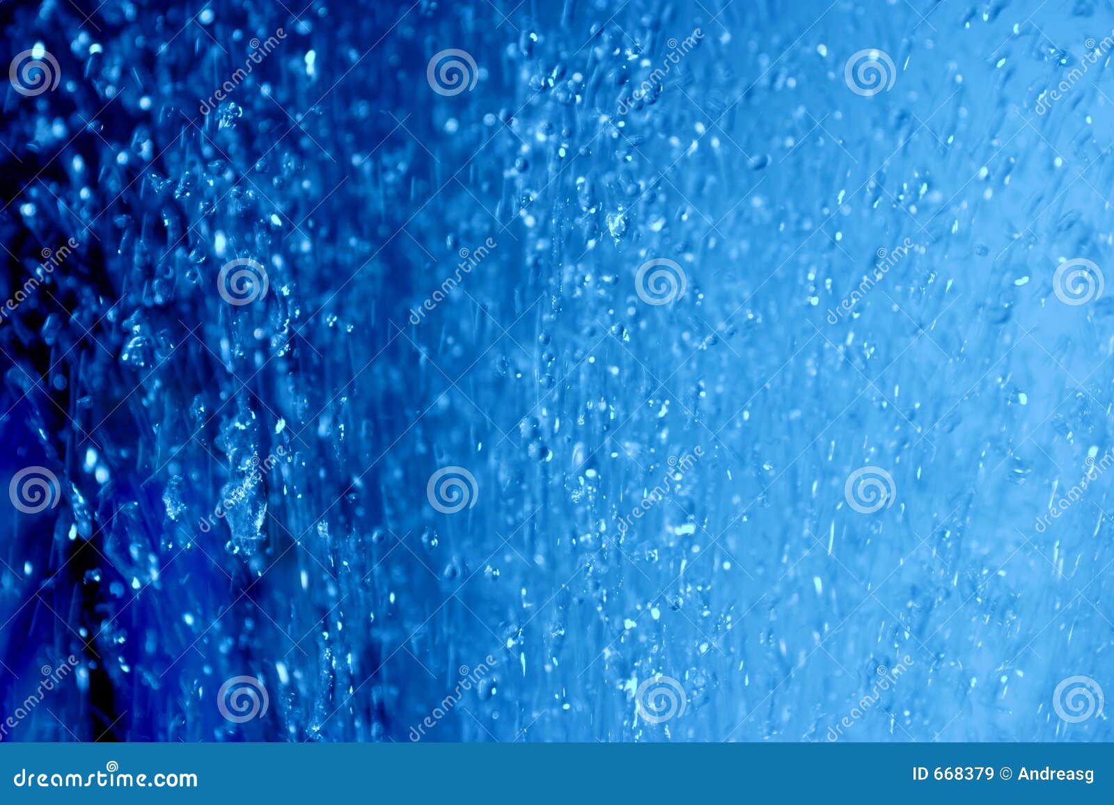 Niebieska powietrza kropli wody