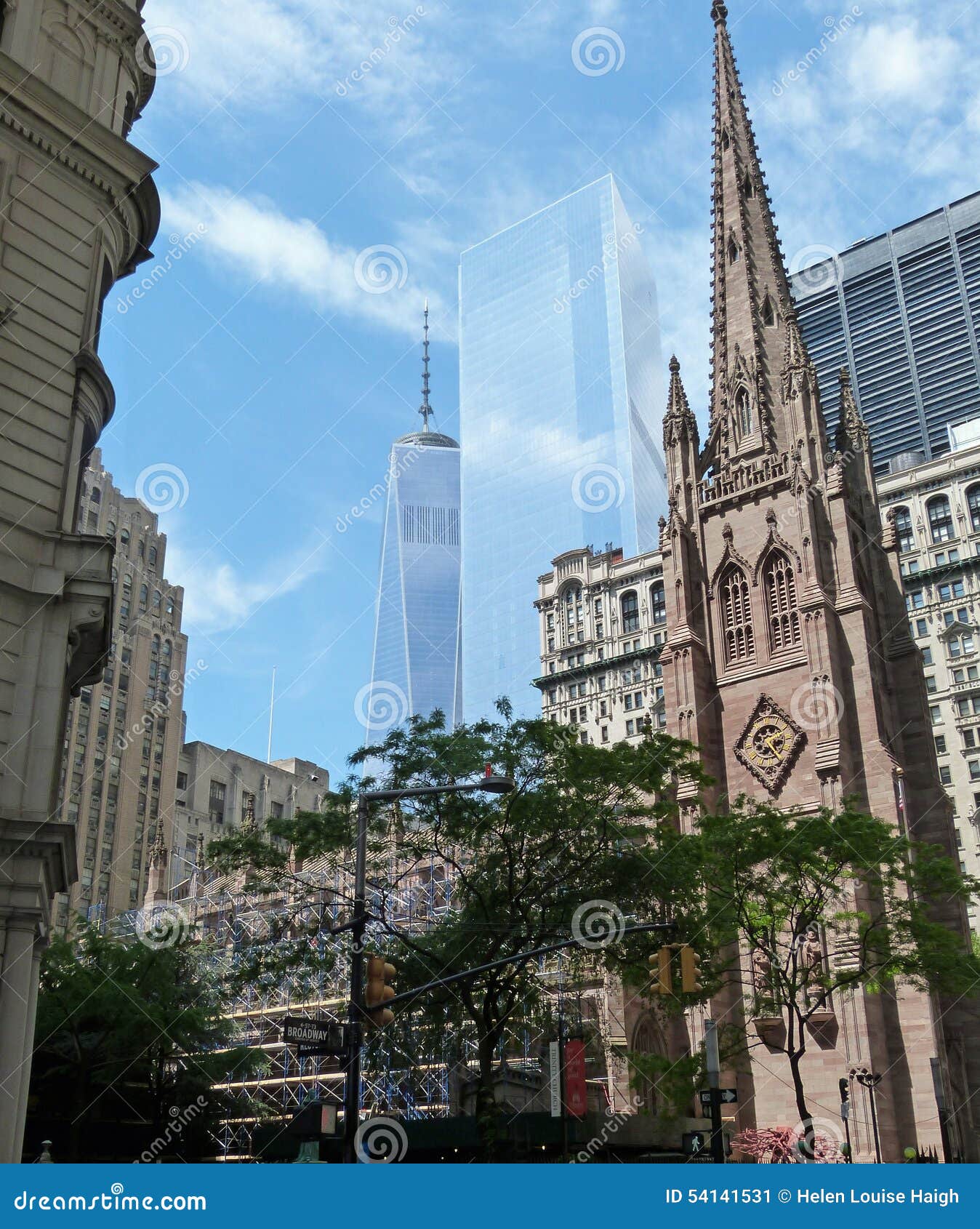 Nieuw en oud New York redactionele foto. Image of contrast 54141531