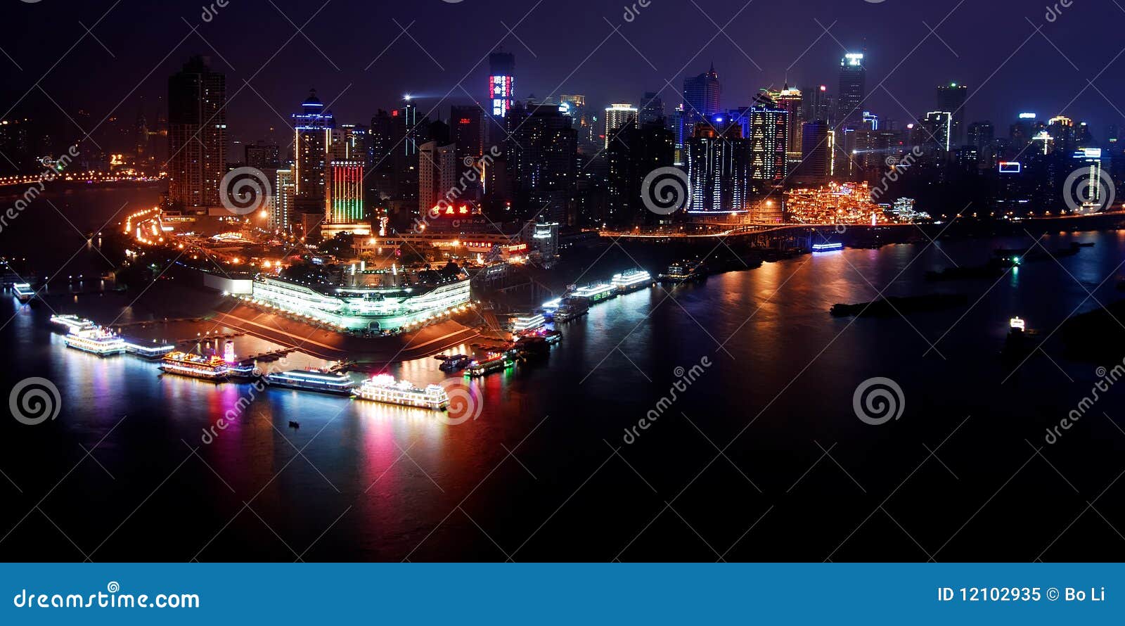 night scene of chongqing port 2