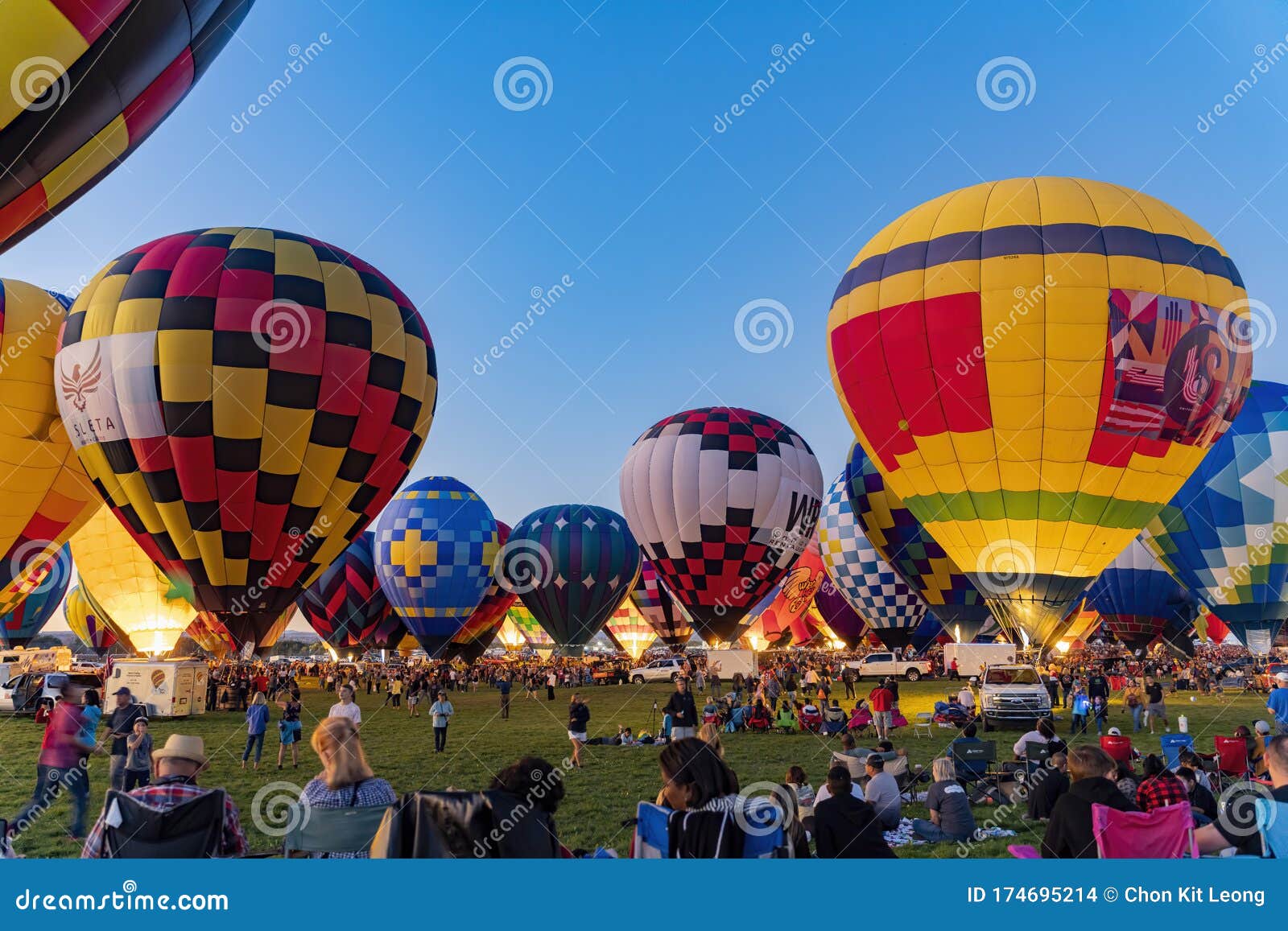 Collectief salon Warmte Night View of the Famous Albuquerque International Balloon Fiesta Event Editorial Stock Image - Image of famous, colorful: 174695214 Collectief salon Warmte Night View of the Famous Albuquerque International Balloon Fiesta Event Editorial Stock Image - Image of famous, colorful: 174695214
