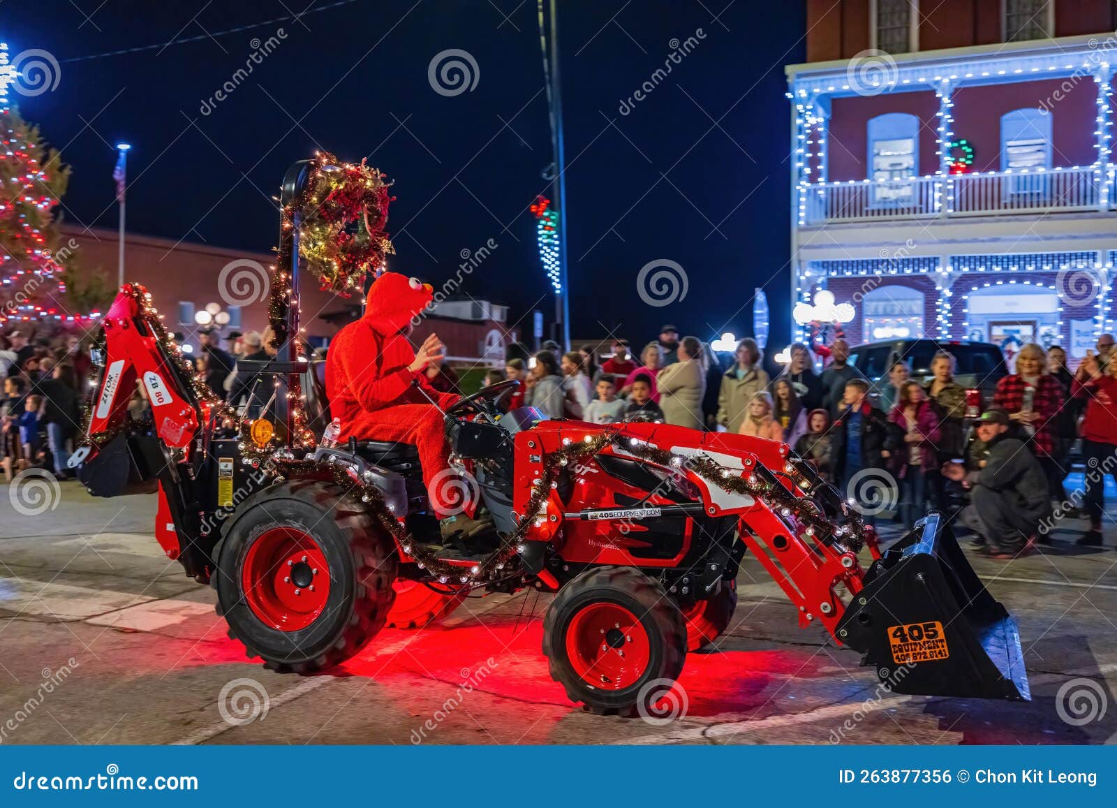 Night View of the Purcell`s Christmas Parade Editorial Photo Image of