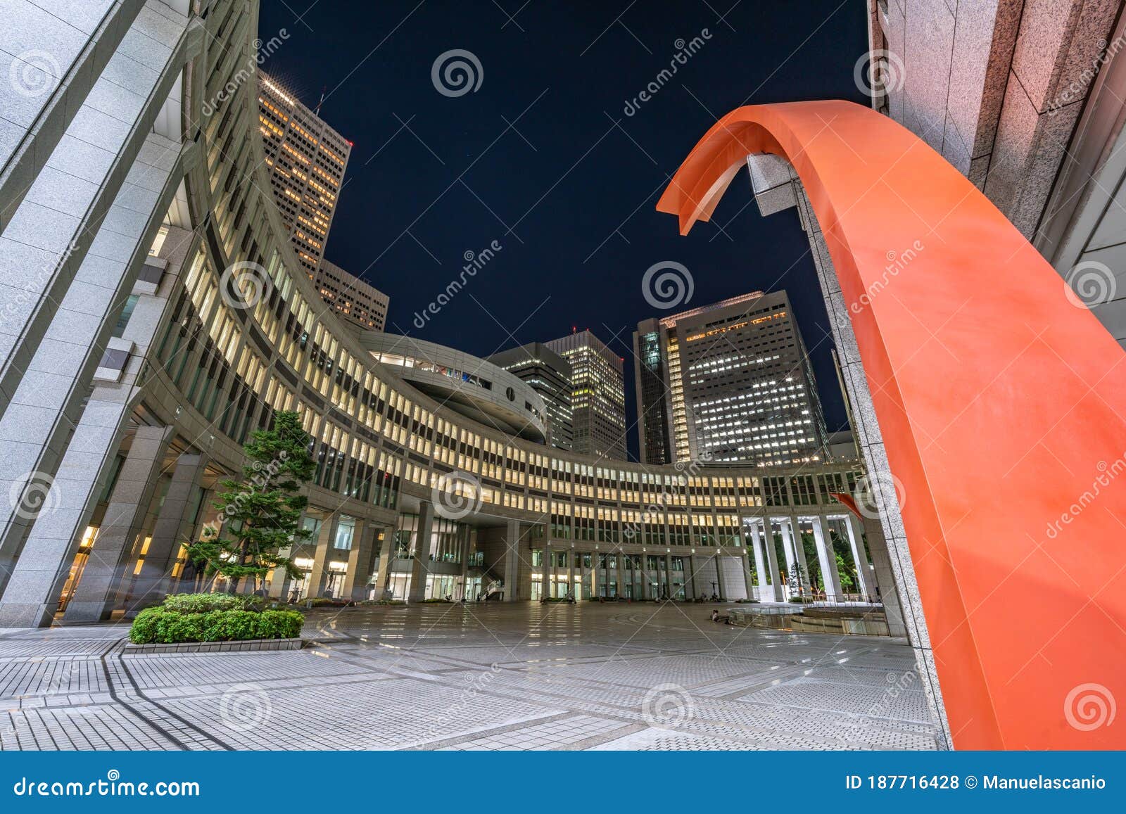 Night View Of Tomin Hiroba 東京都庁都民広場 Citizen S Plaza Back Of Shinjuku Tokyo Metropolitan Government Building Editorial Stock Photo Image Of Cityscape Hiroba