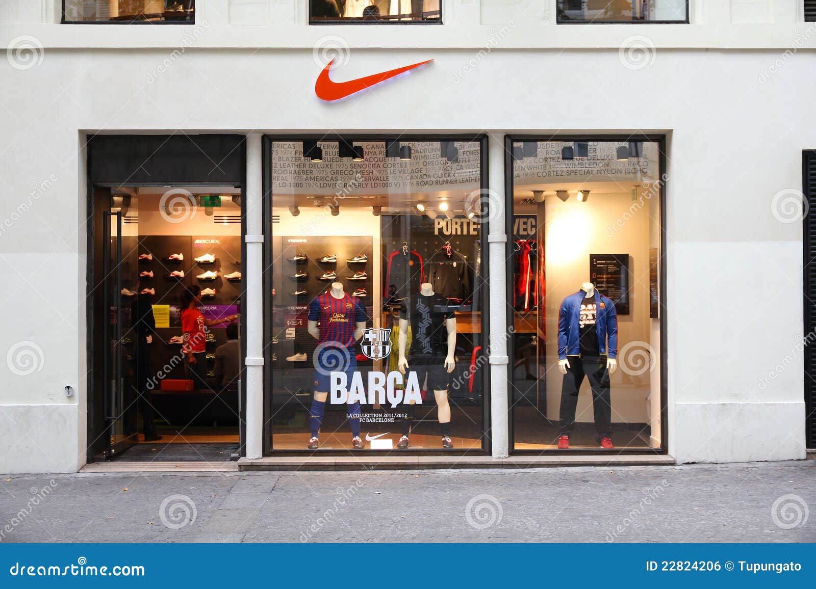 nike store barcelona spain