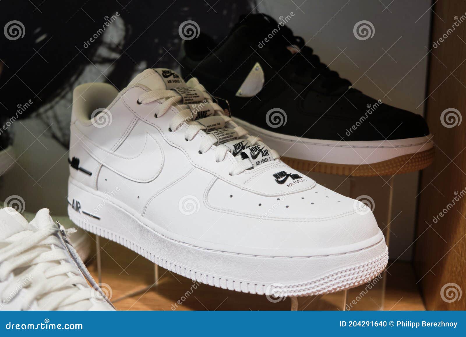 where to buy air force ones in store