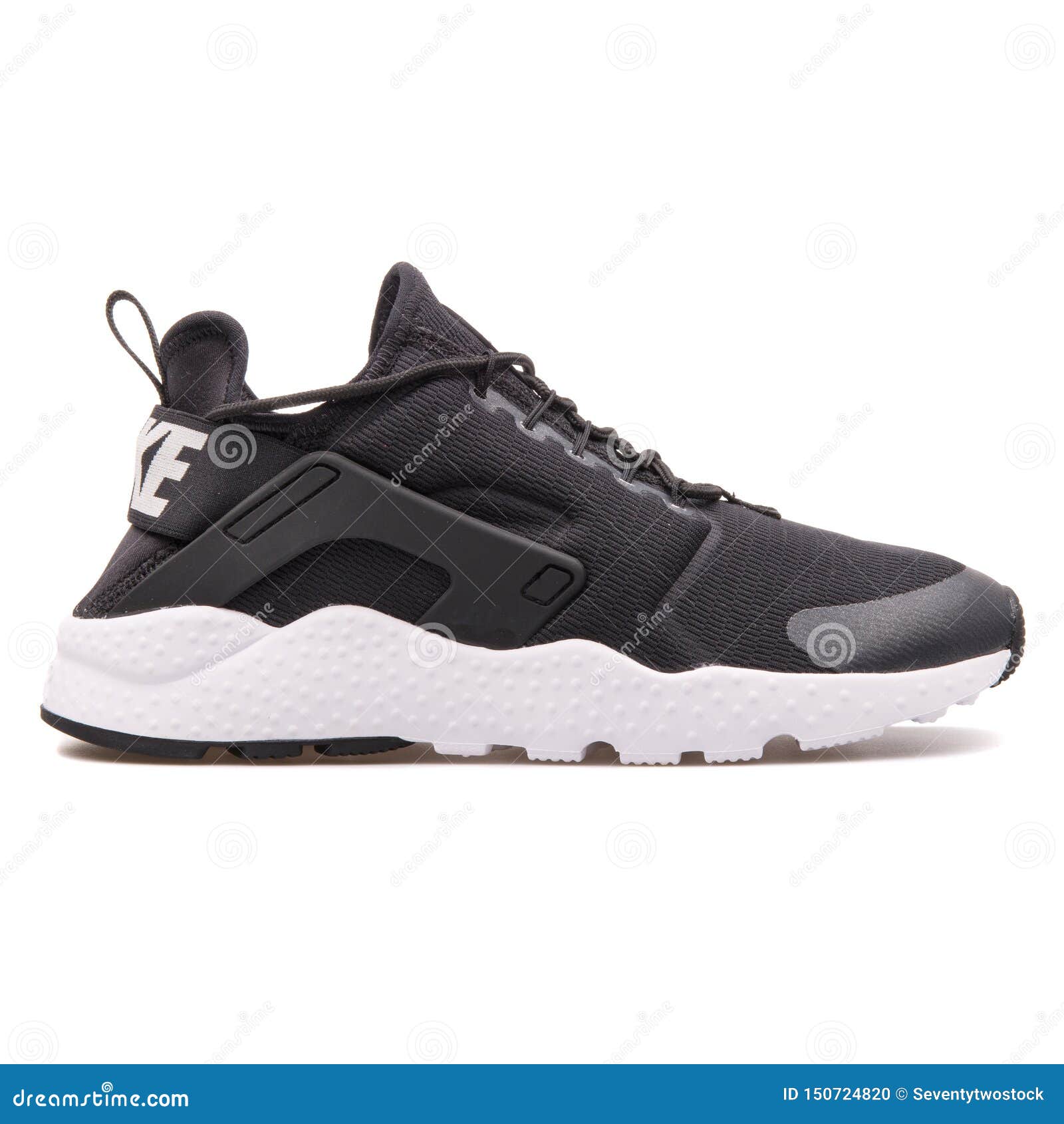 nike huarache run ultra black and white