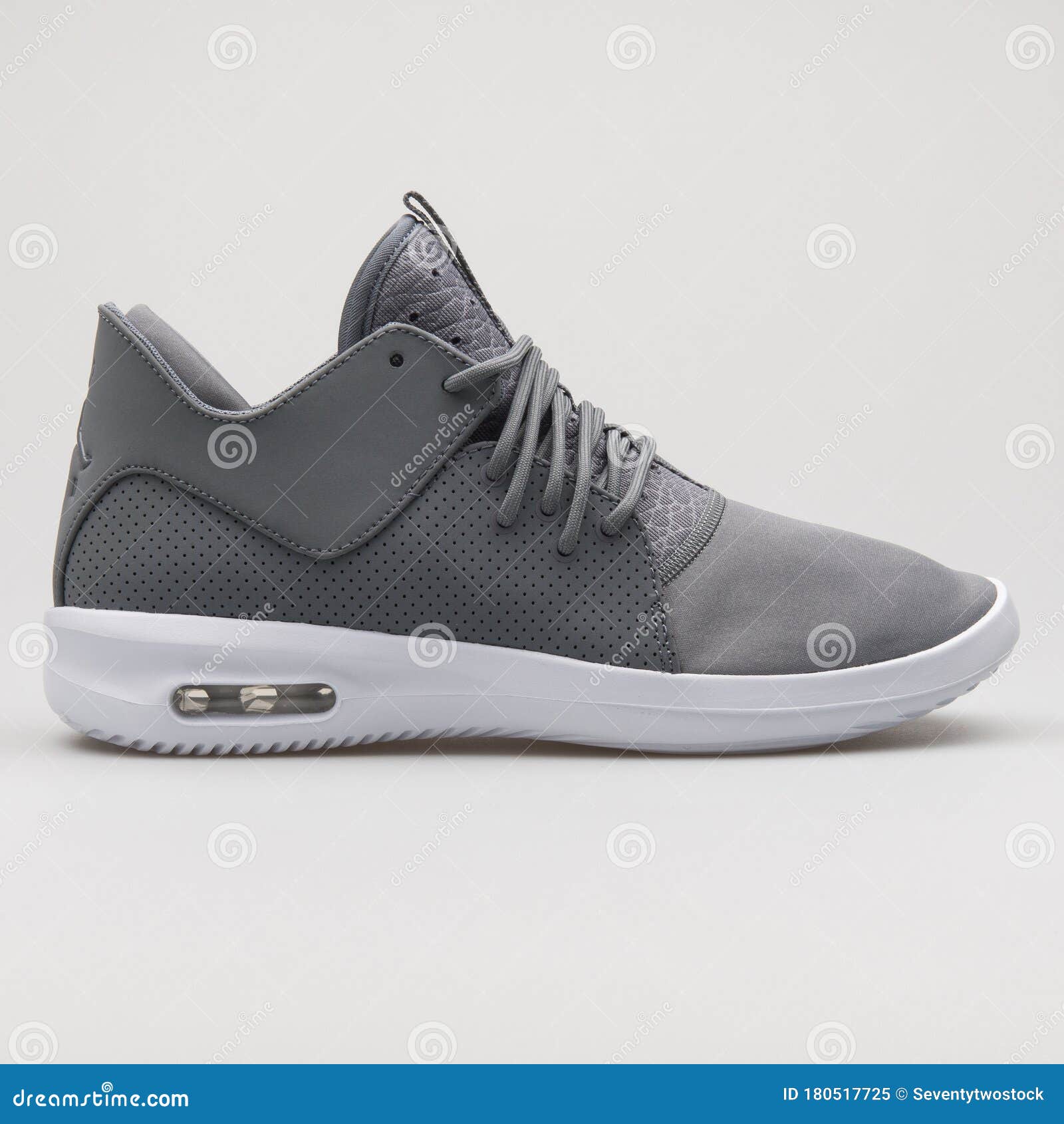 Peregrino Senador obtener Nike Air Jordan First Class Grey and White Sneaker Editorial Image - Image  of sneaker, accessories: 180517725