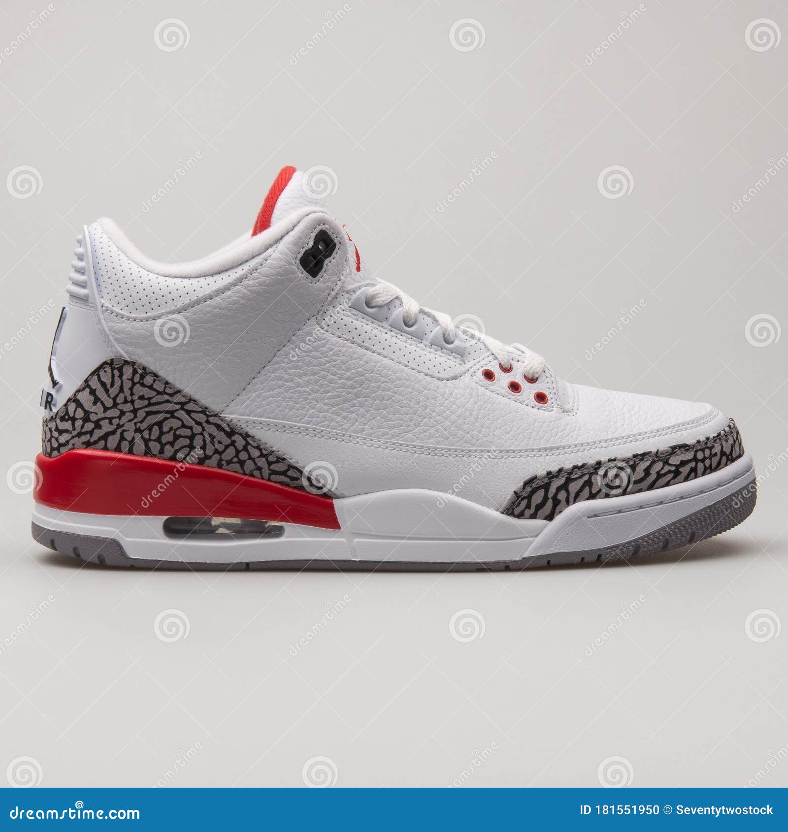 air jordan grise et rouge