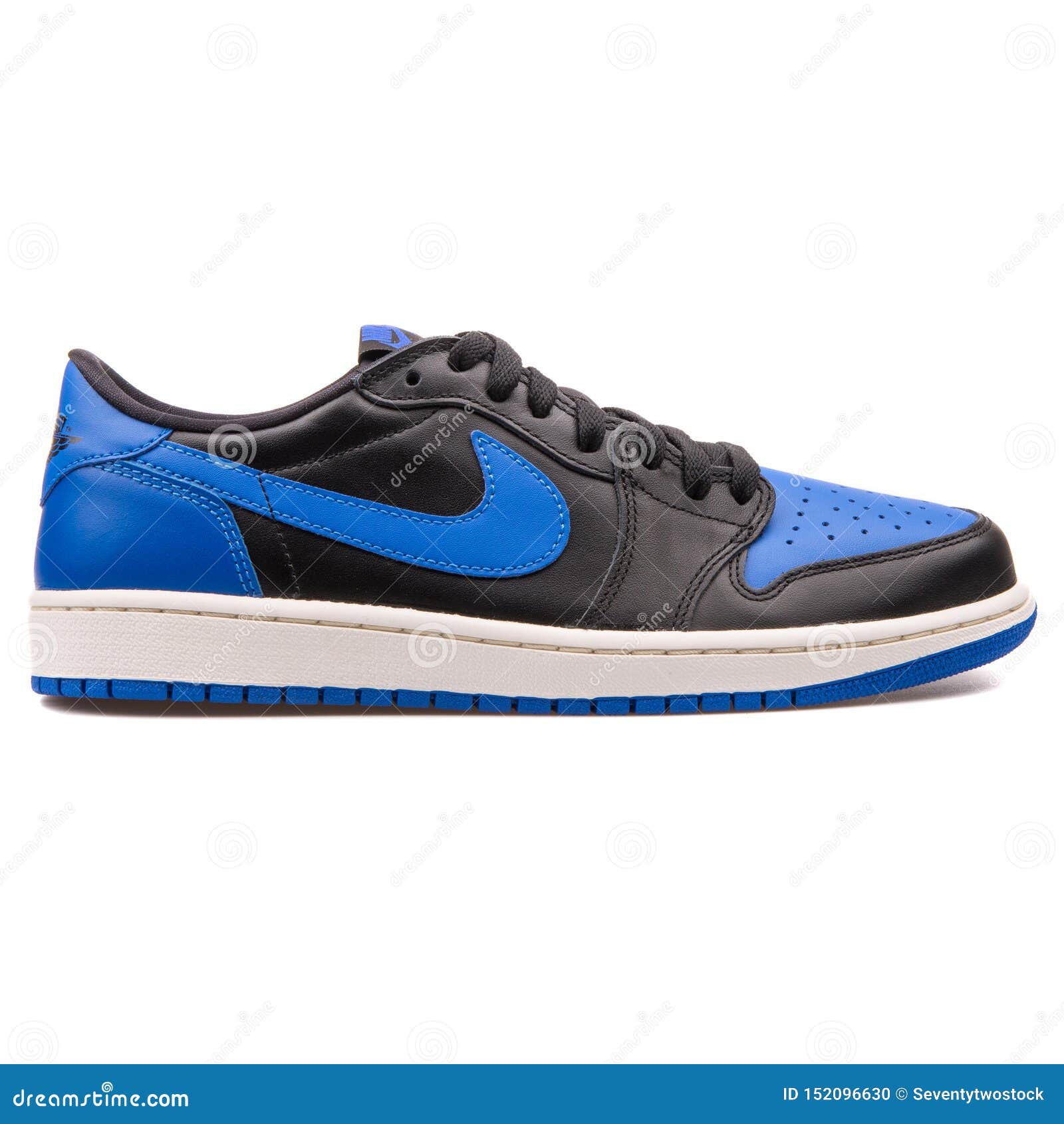 Nike Air Jordan 1 Retro Low OG Black and Blue Sneaker Editorial Image -  Image of blue, shoes: 152096630