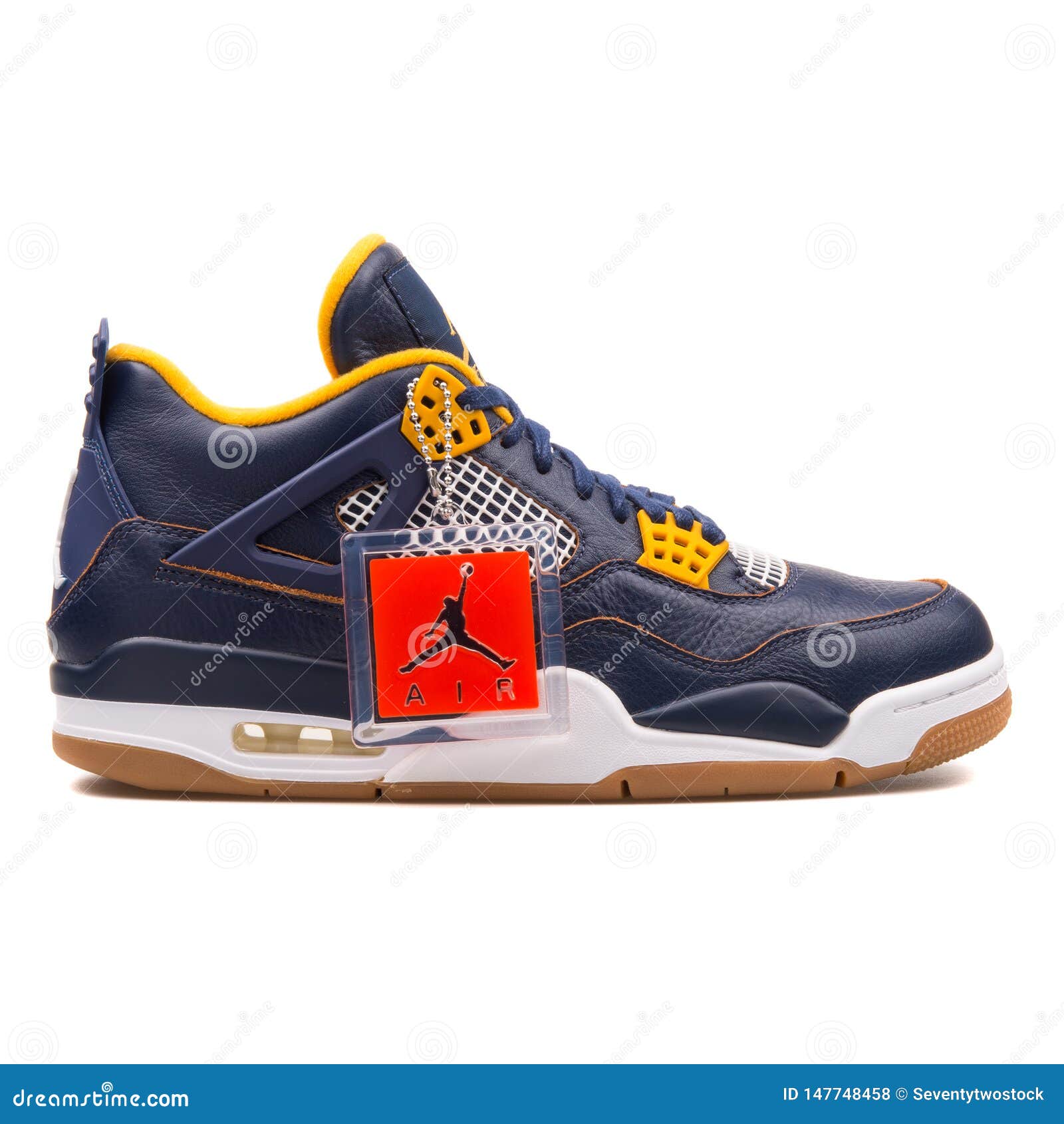 Nike Air Jordan 4 Sapatilhas Retros Dos Azuis Marinhos E Do Ouro Foto de  Stock Editorial - Imagem de esportes, quatro: 147748458