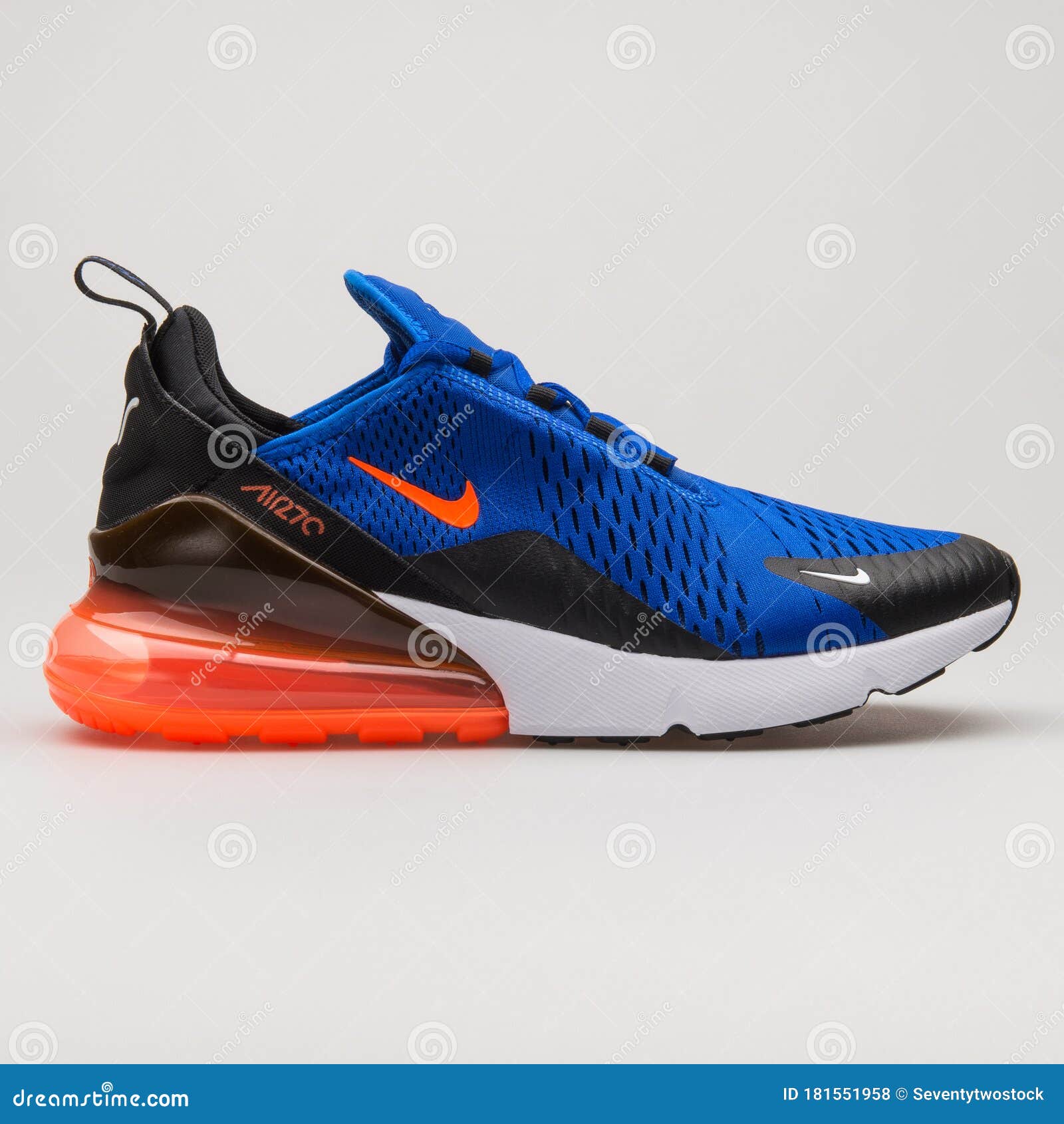 Nike Air Max 270 Oscilador Azul Negro Rojo Foto de archivo editorial Imagen de corriendo, 181551958