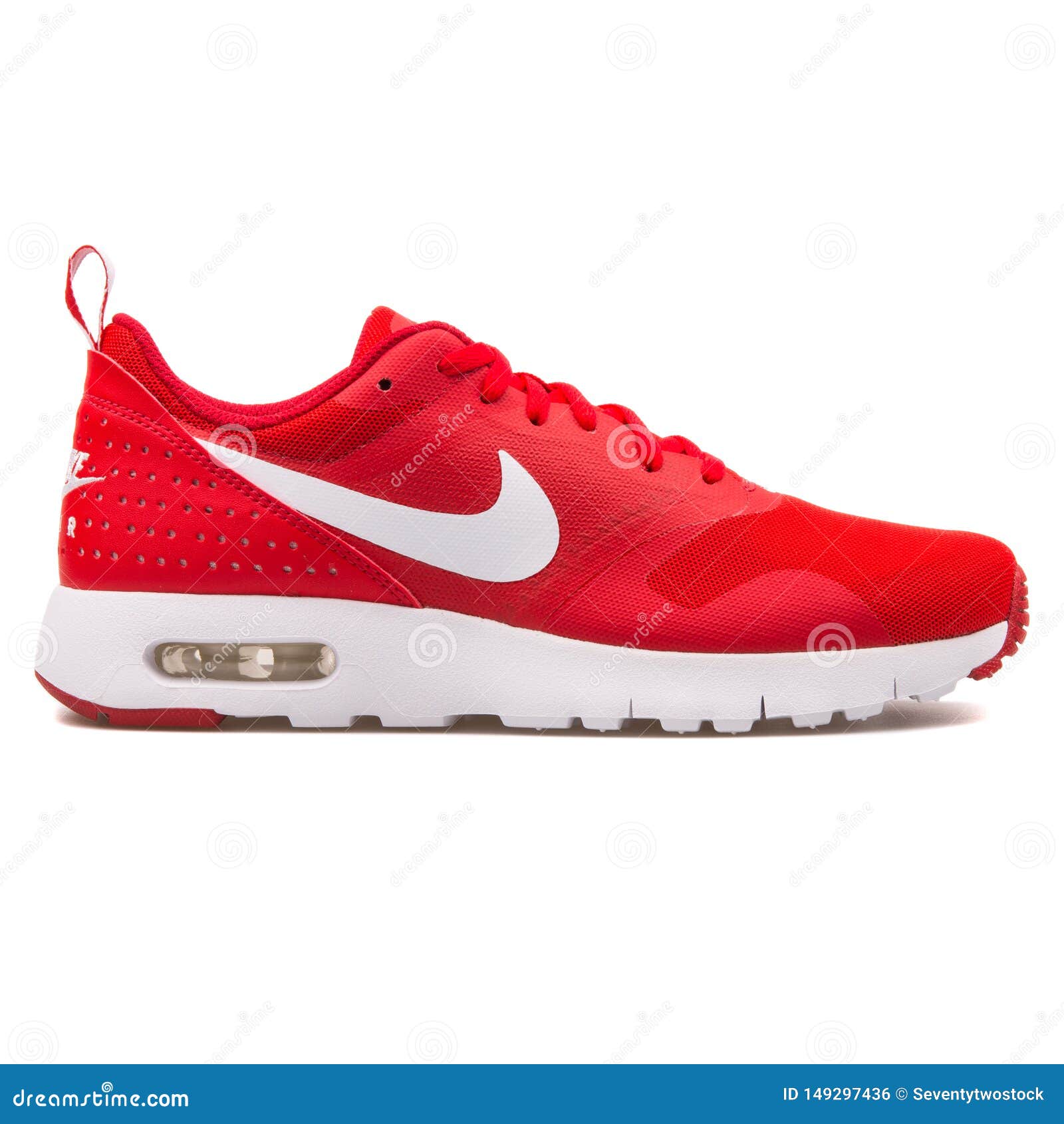 Nike Air Max Tavas Red and White Sneaker Editorial Photo - Image of  product, sportive: 149297436