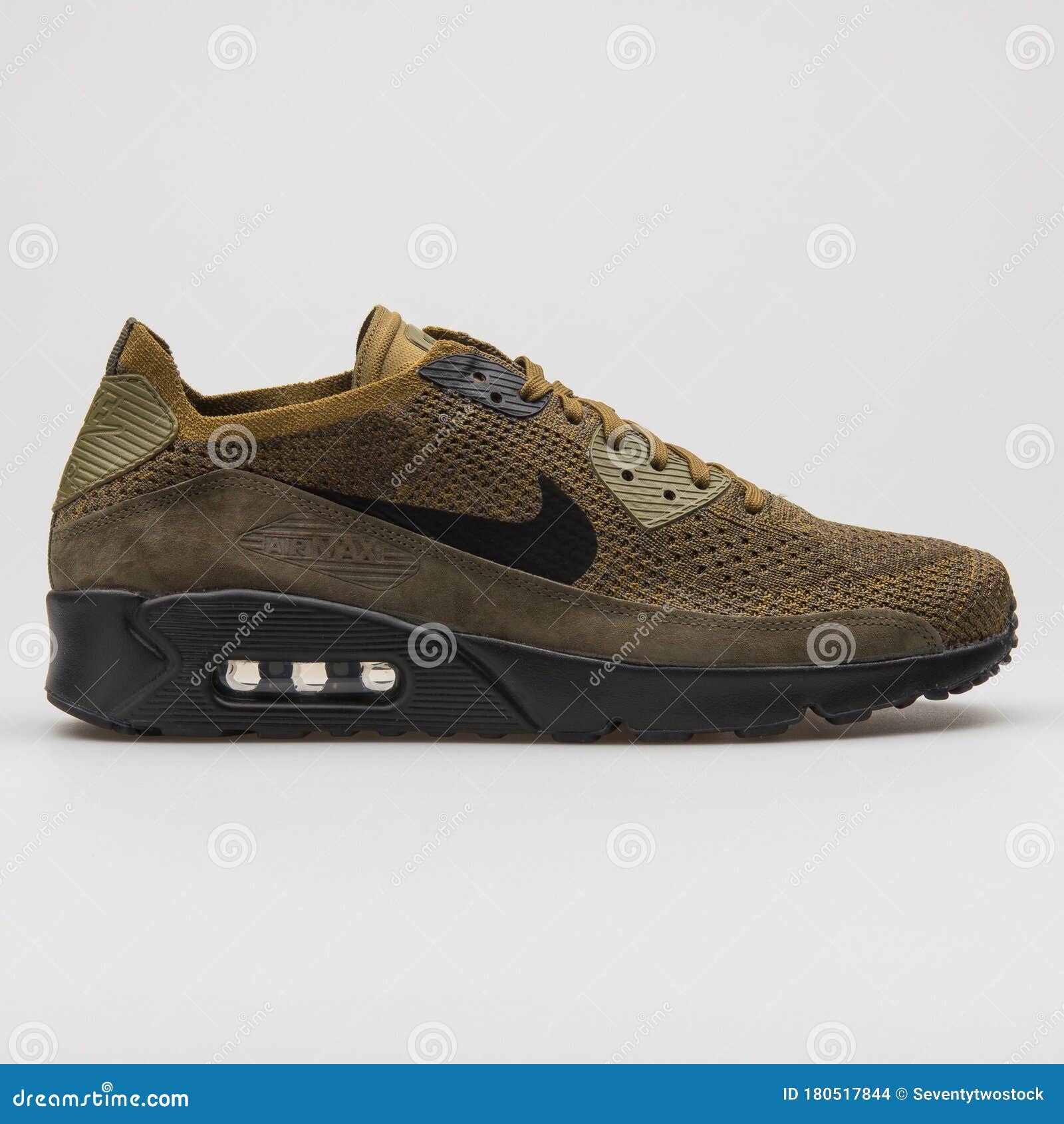 Temporada Fuera de plazo diccionario Nike Air Max 90 Ultra 20 Aceitunas Flykt Verde Y Zapatillas Negras Imagen  de archivo editorial - Imagen de retroceder, verde: 180517844