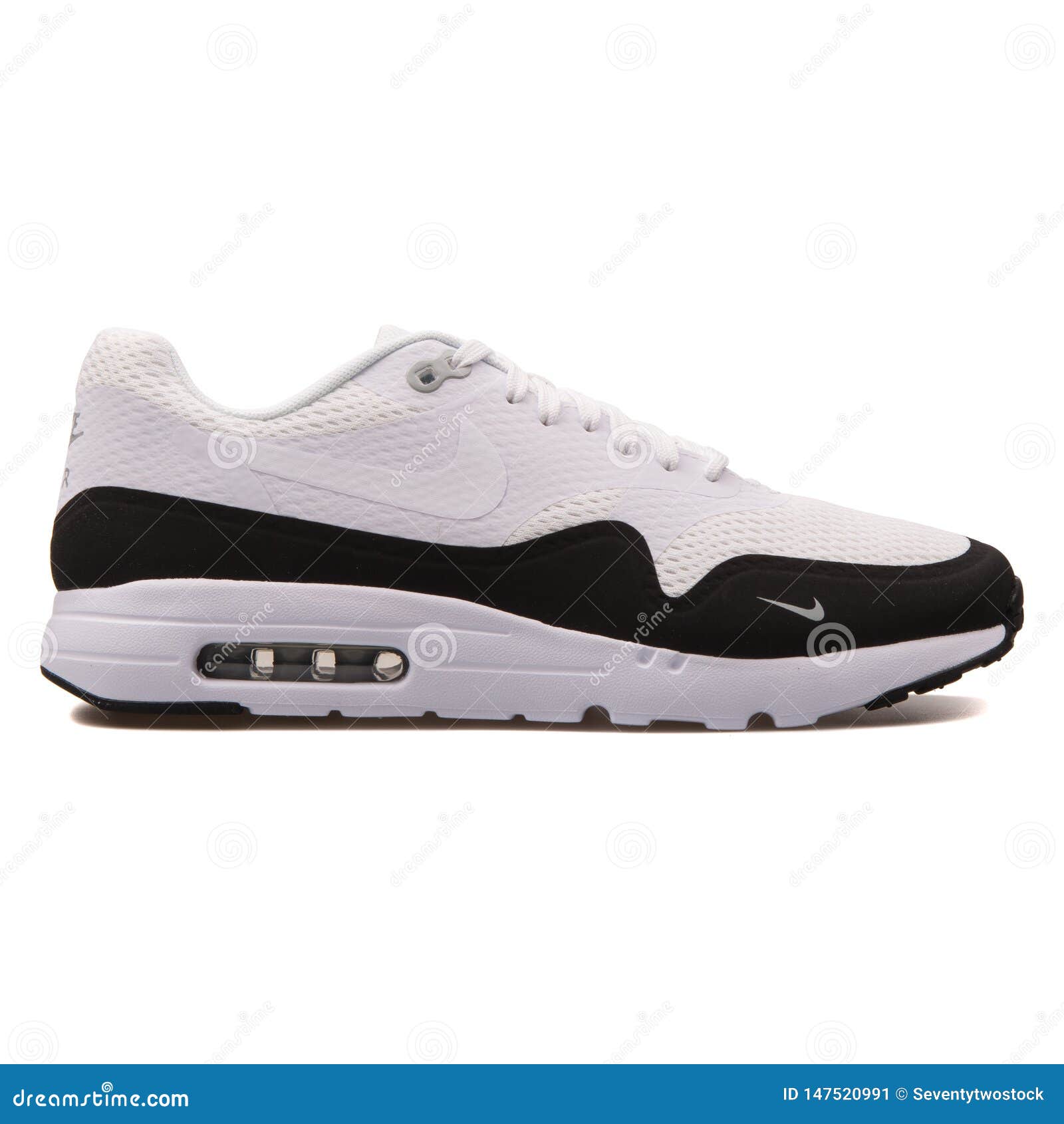 air max 1 ultra essential white black