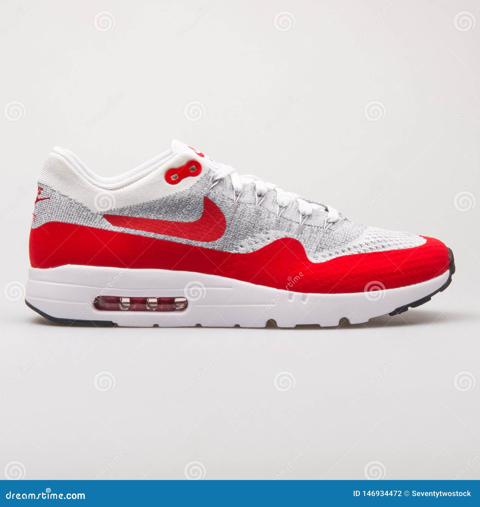 nike air max red colour