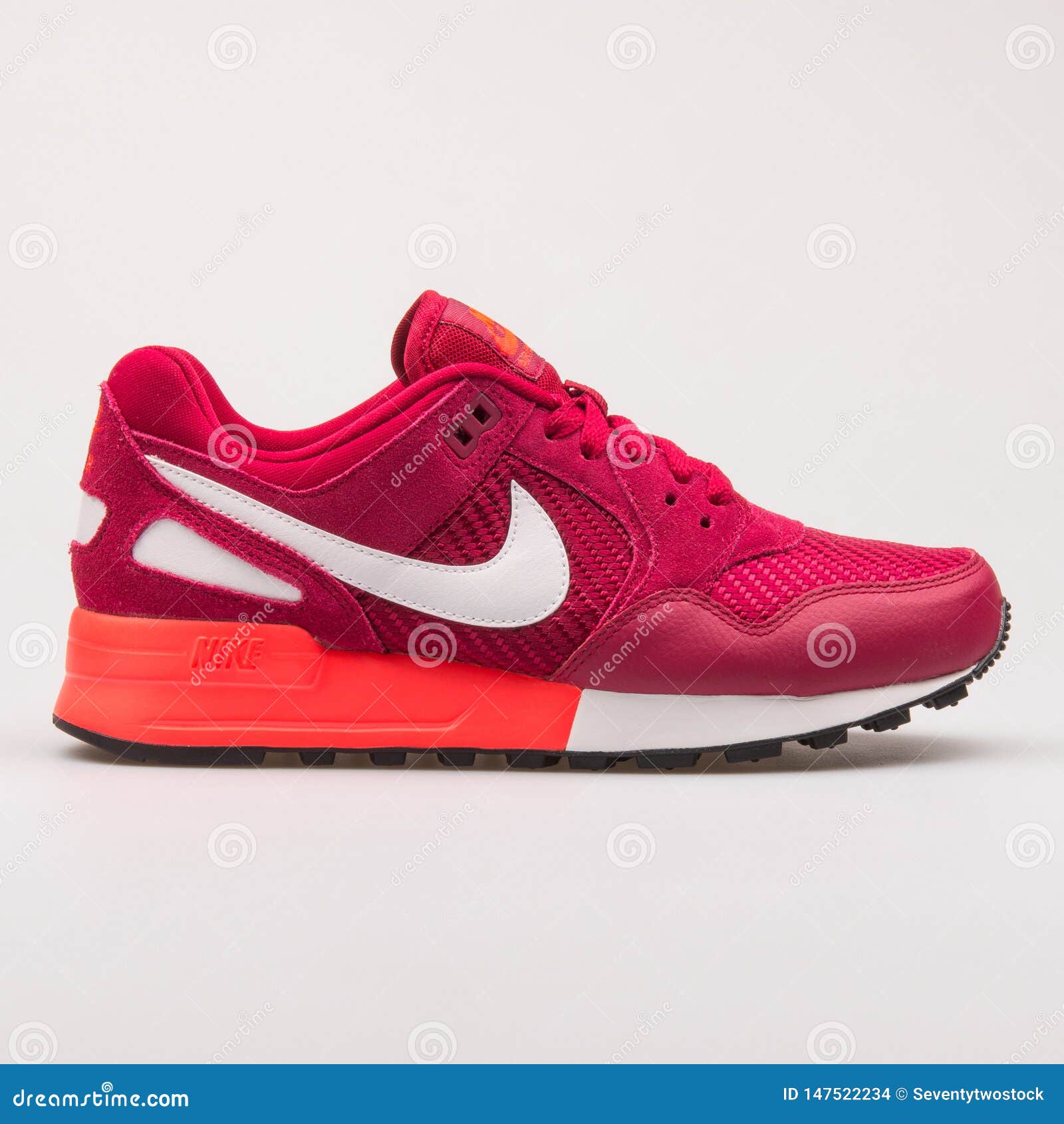 Air Pegasus 89 Red Sneaker Editorial Stock Image - Image of accessories, exercise: 147522234