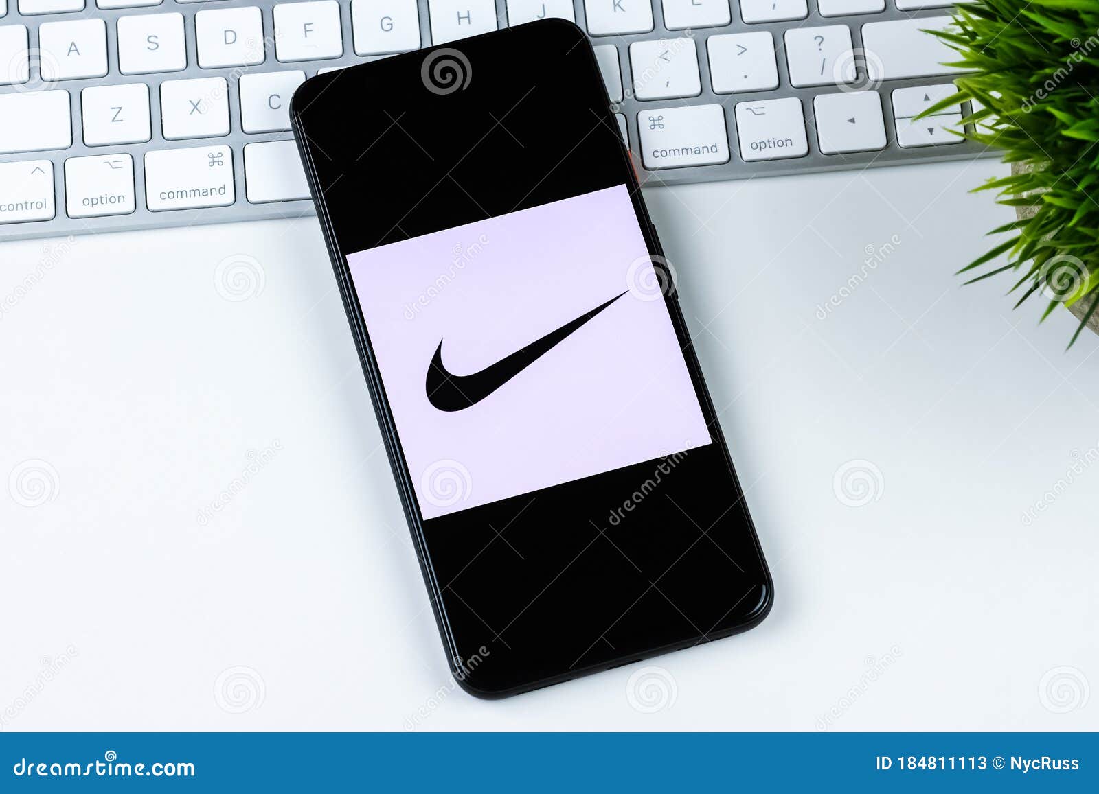 Nike App Logo on a Smartphone Screen. Editorial Stock Photo - Image digital, internet: