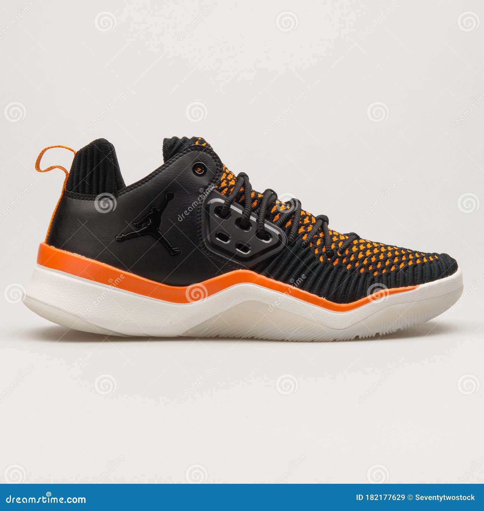 longing Scared to die exaggeration Nike Jordan DNA LX Black, Orange and Sail Sneaker Editorial Stock Image -  Image of equipment, exercise: 182177629
