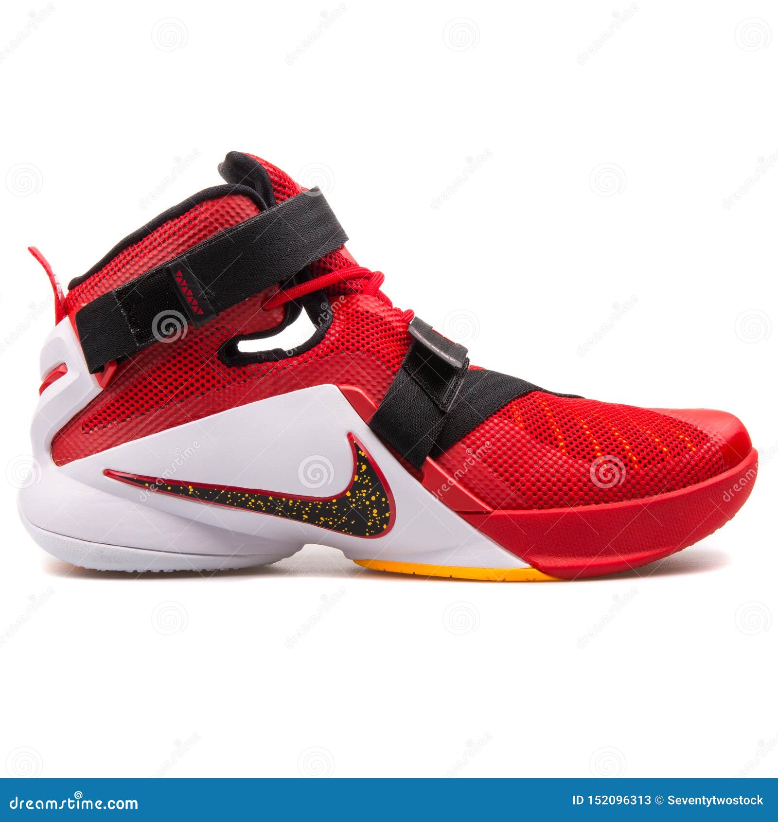 prueba Cantidad de dinero Grafico Nike Lebron Soldier IX Zapatillas De Deporte Rojas Y Blancas Foto de  archivo editorial - Imagen de objeto, ejercicio: 152096313