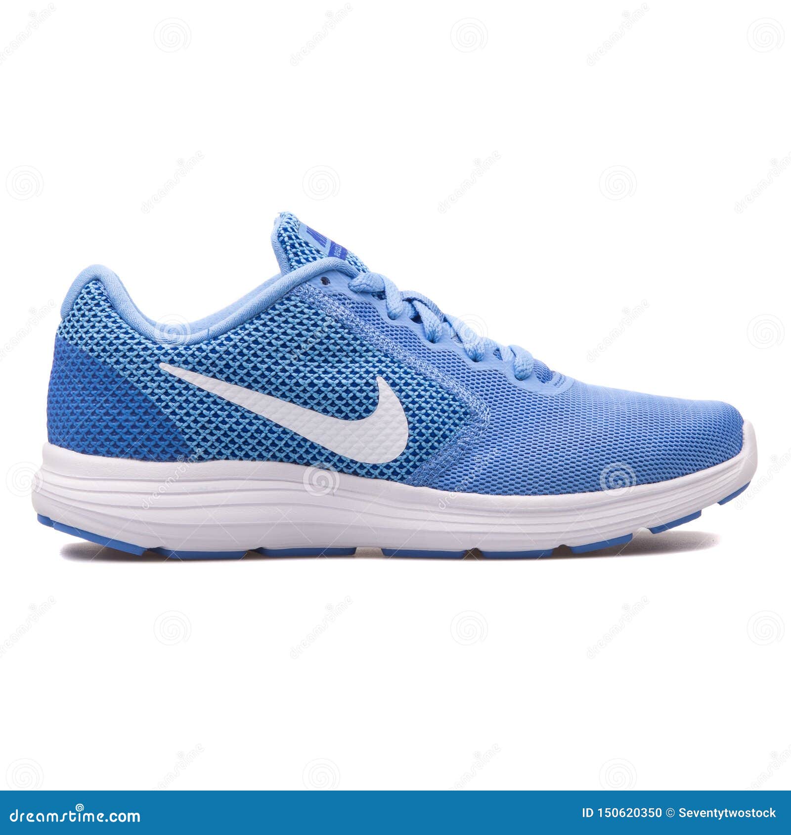 nike revolution 3 blue