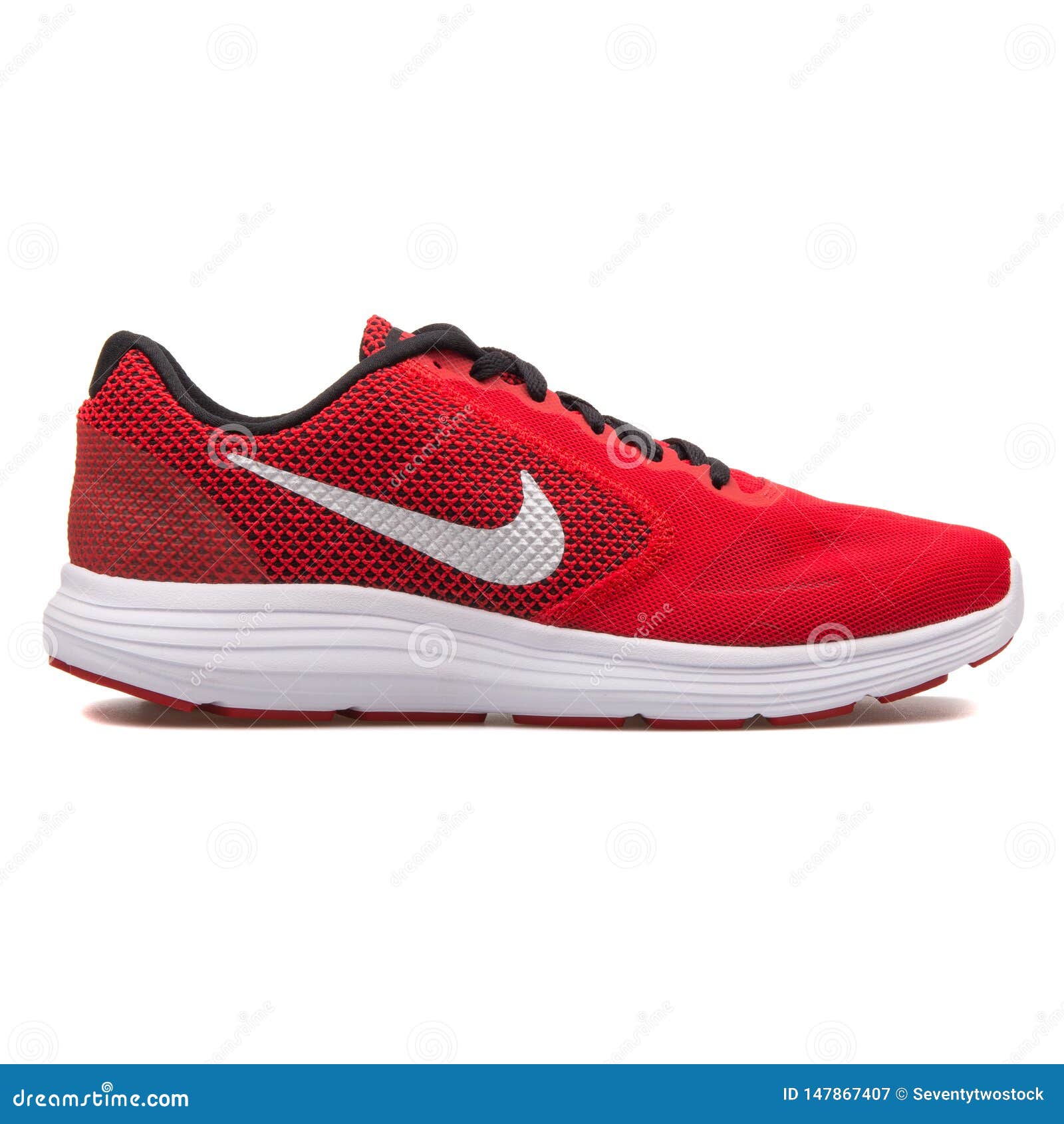 nike revolution 3 red black