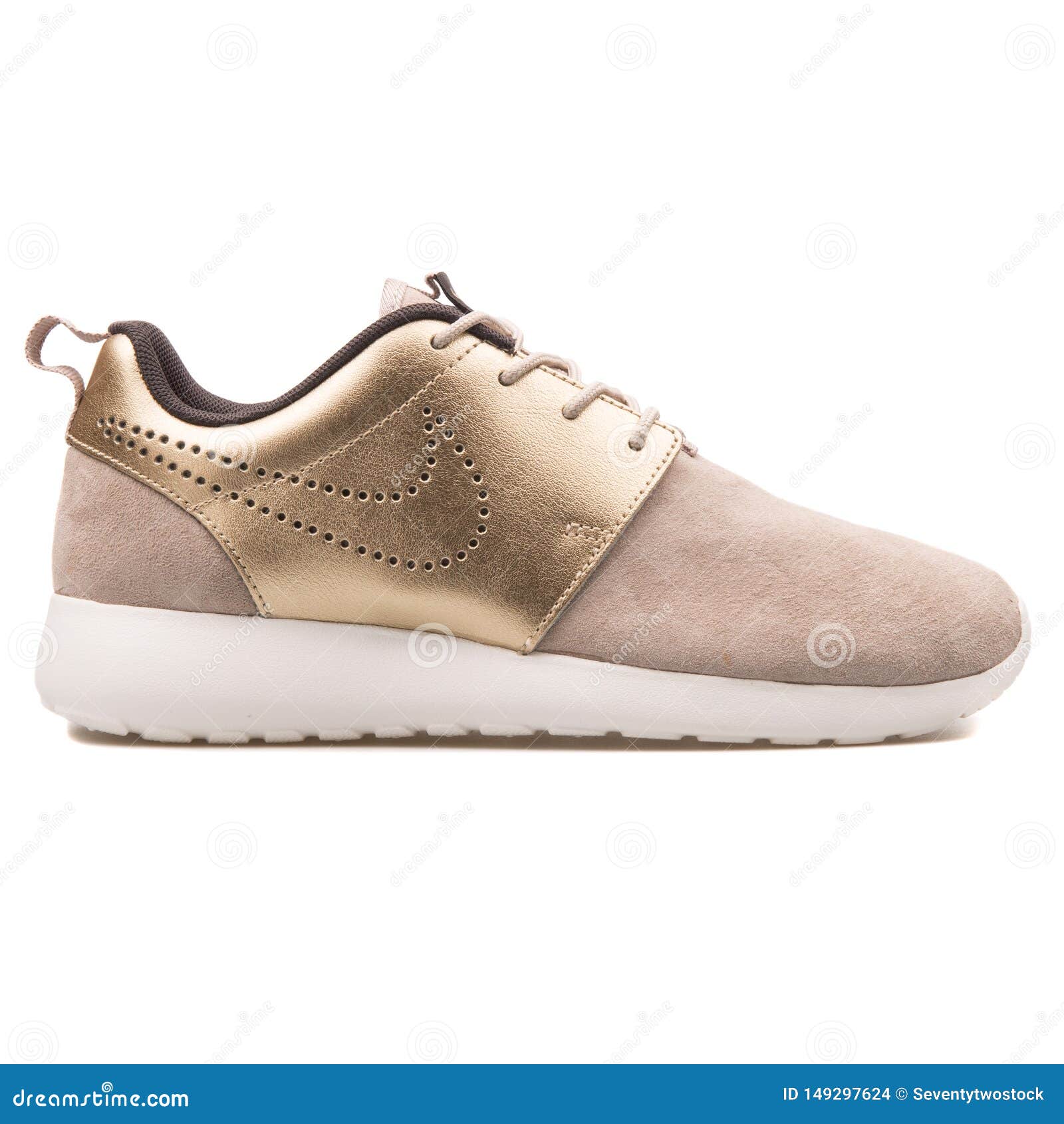 nike roshe beige