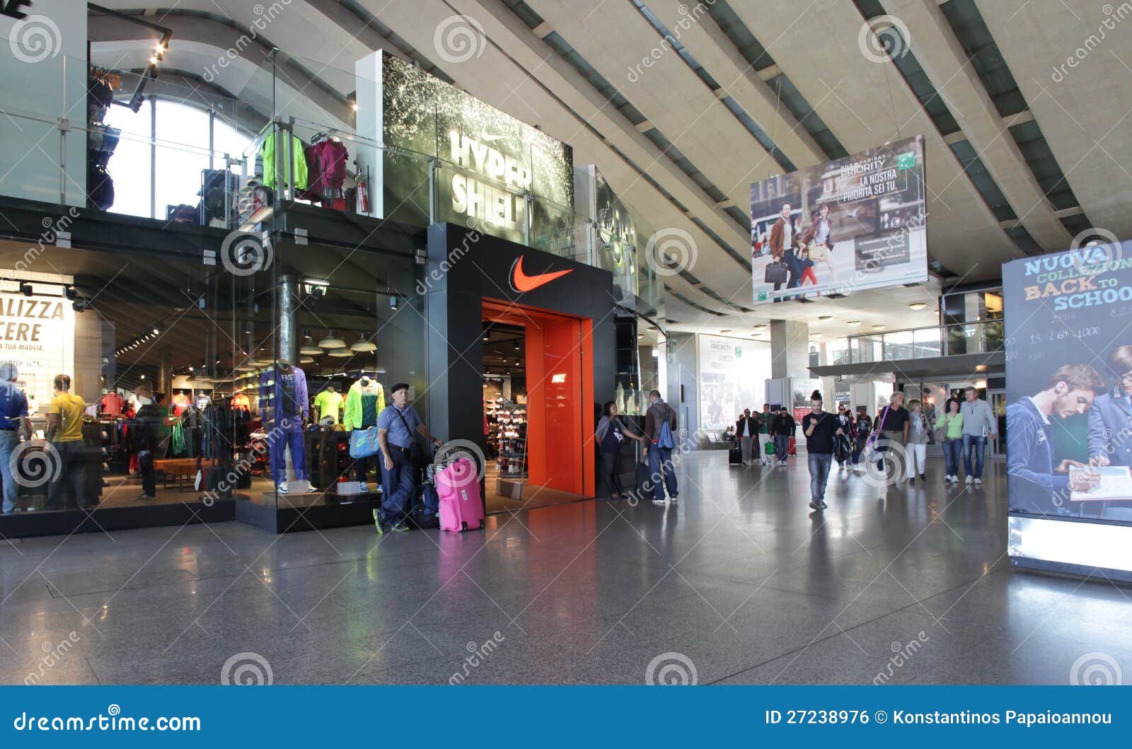 NIKE Shop in Rome editorial photo. Image store, lights - 27238976