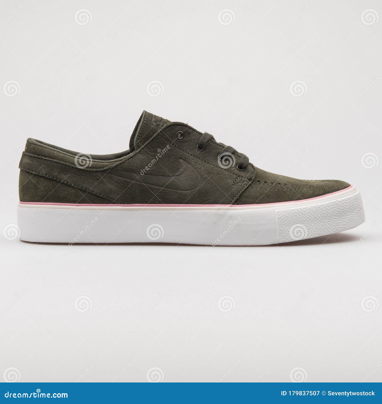 nike stefan janoski olive green