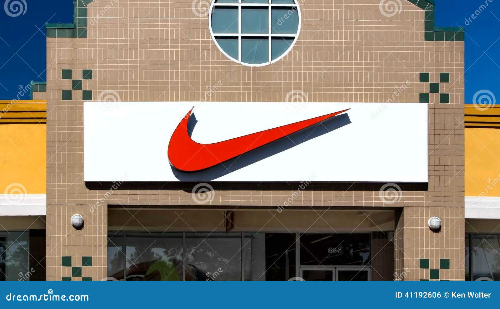 nike store in gilroy