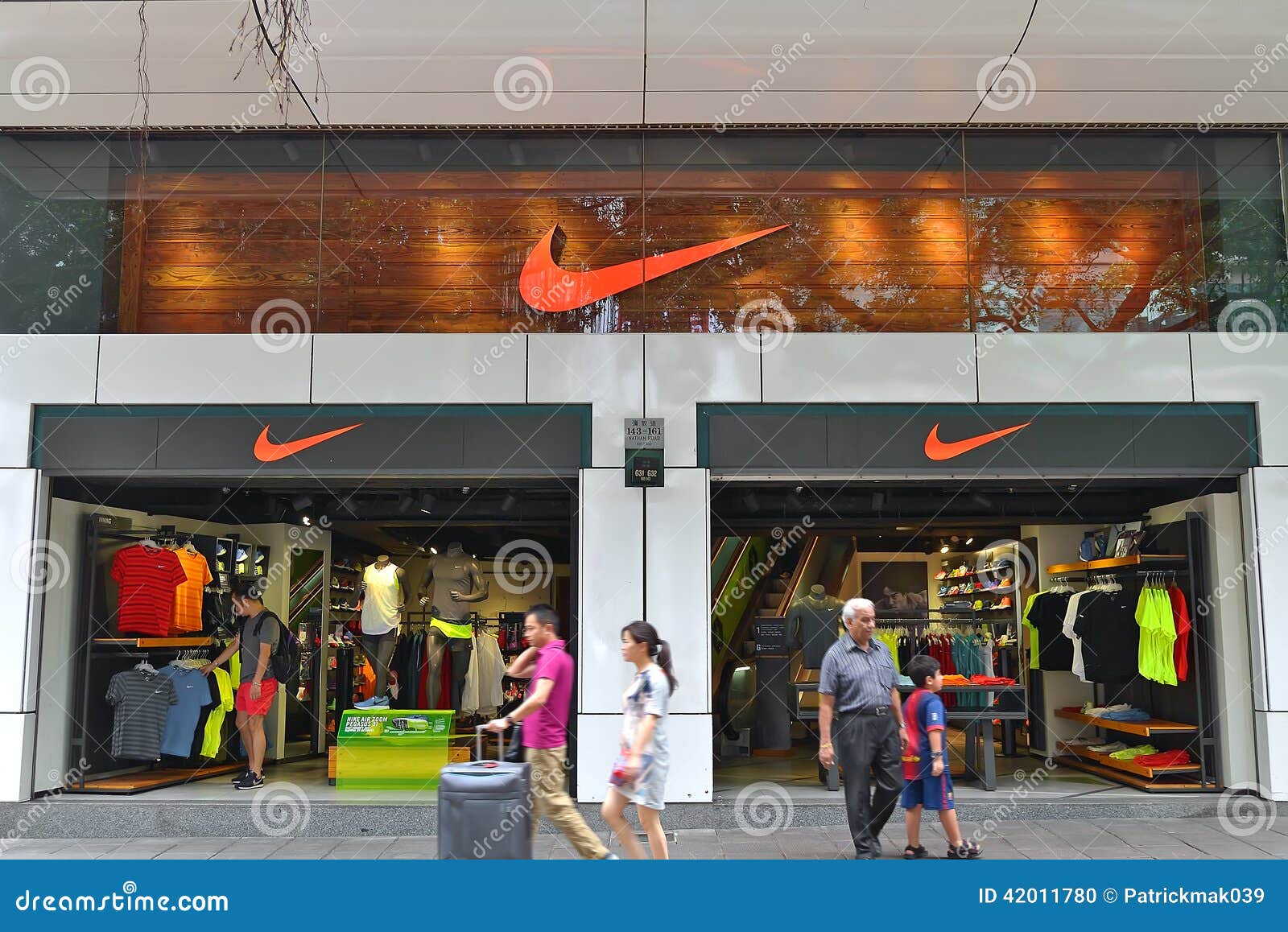 Nike Store editorial image. Image of asia, brand, clothes - 42011780