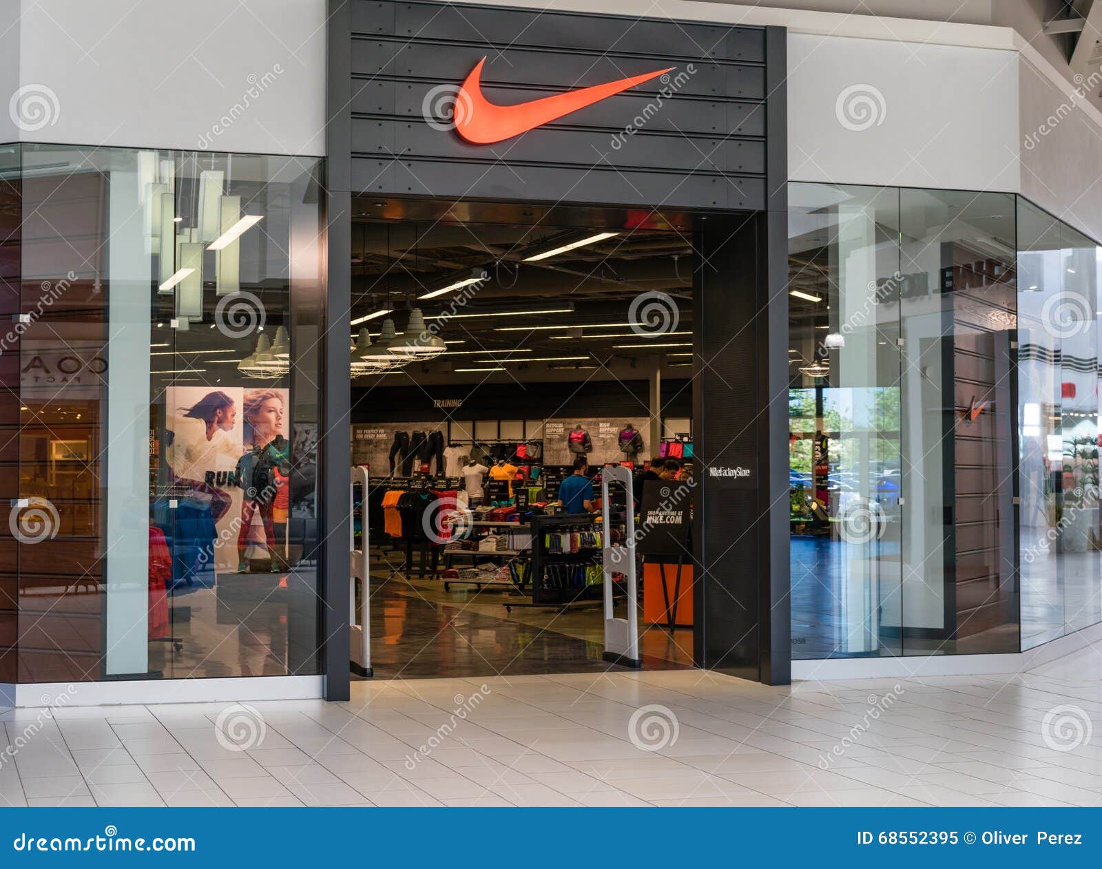 nike store front image