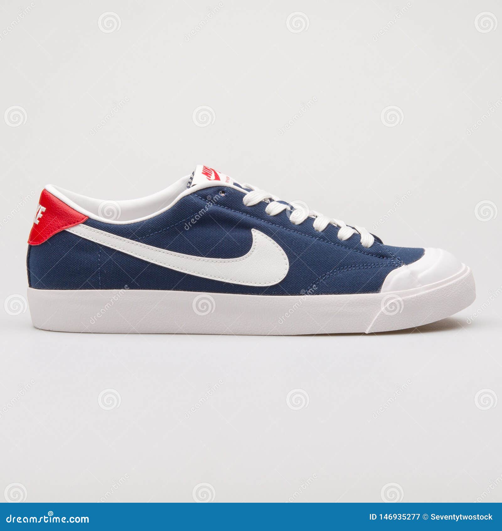 rivier zaterdag segment Nike Zoom All Court CK Blue Sneaker Editorial Photography - Image of back,  laces: 146935277