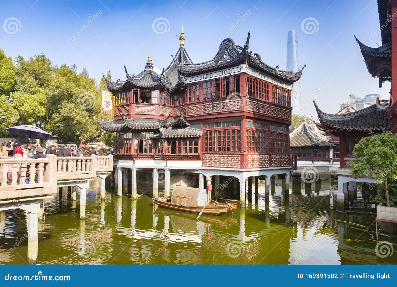 Nine Turn Bridge And The Huxinting Tea House Shanghai China Editorial