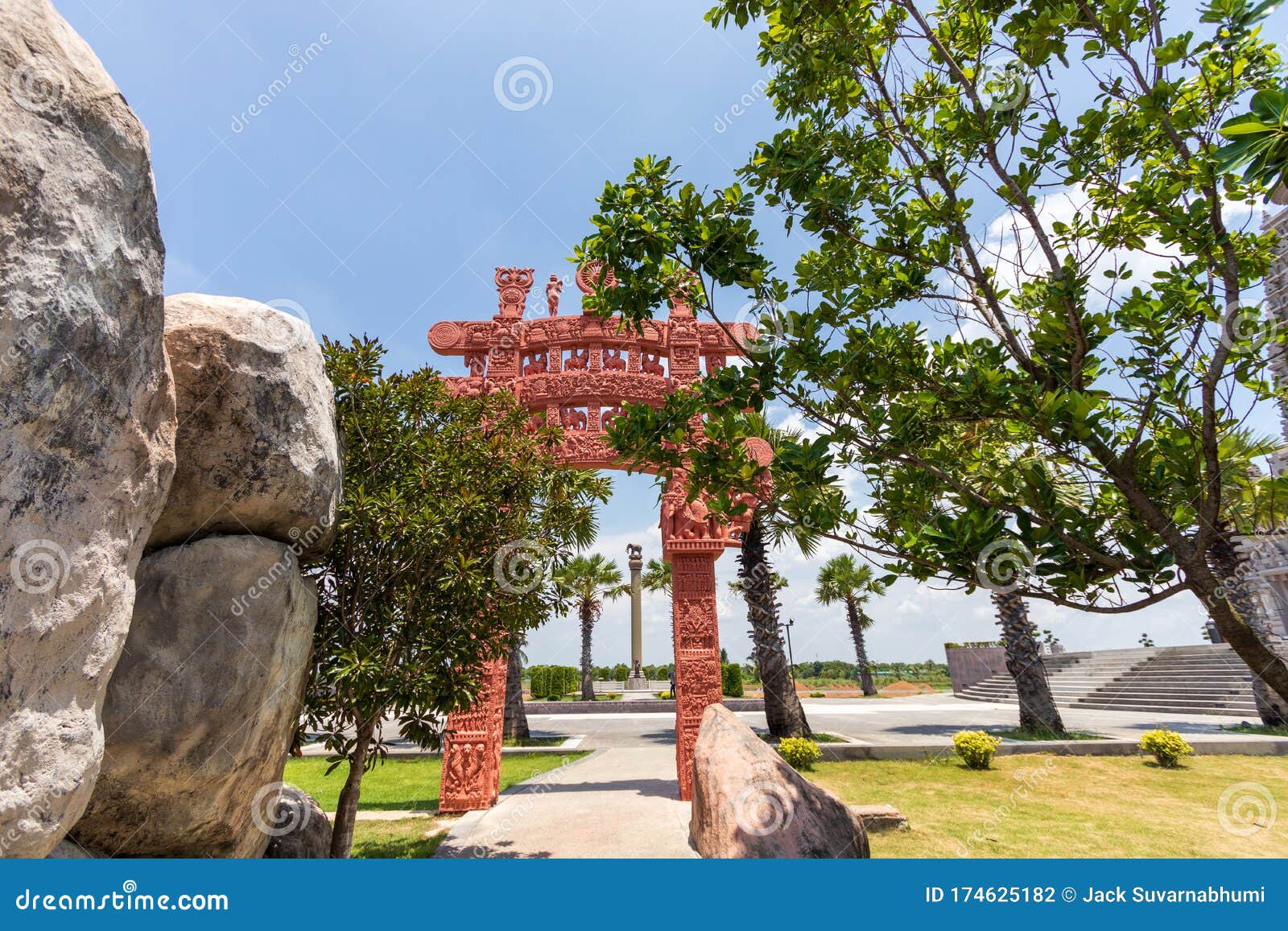 Nirvana Gate At Panya Nantharam Temple In Pathum Thani Province In Thailand Stock Photo Image Of Kunchorn Attraction