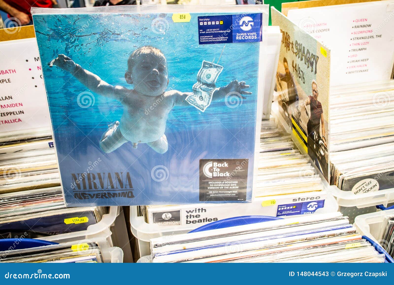 Nirvana Vinyl Album in Esposizione Per La Vendita, Vinyl, LP, Album, Pop  Rock, Rock Band Americana, Collezione Di Vinile in Backg Fotografia Stock  Editoriale - Immagine di freddo, casella: 148044543