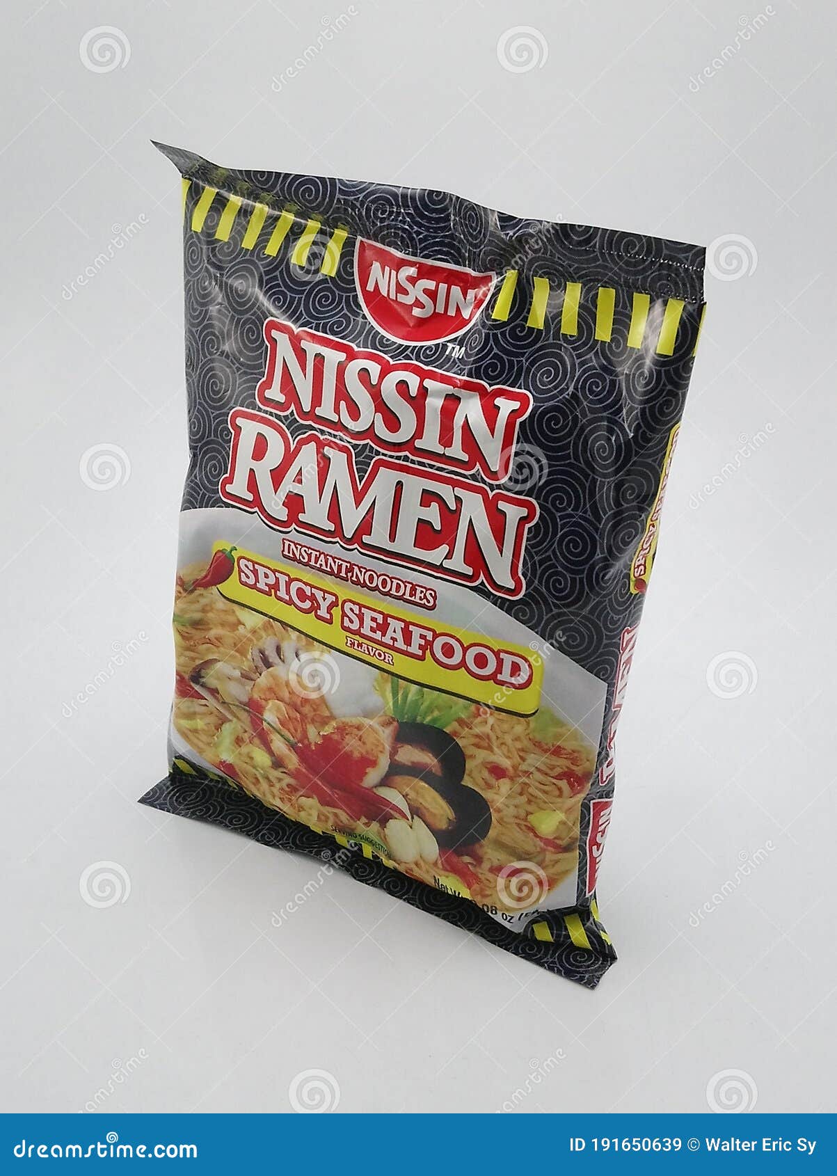 Nissin Ramen Instant Noodles Spicy Seafood Flavor in Philippines