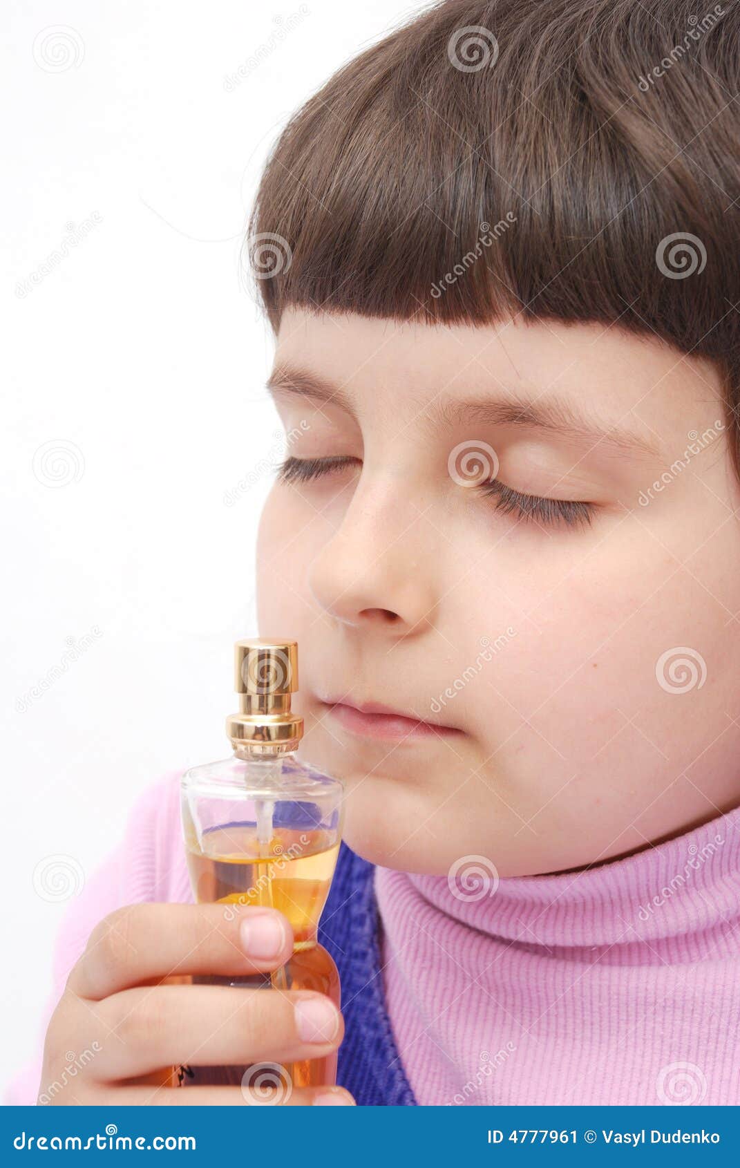 Niño y perfume imagen de archivo. Imagen de manera, estilismo 4777961