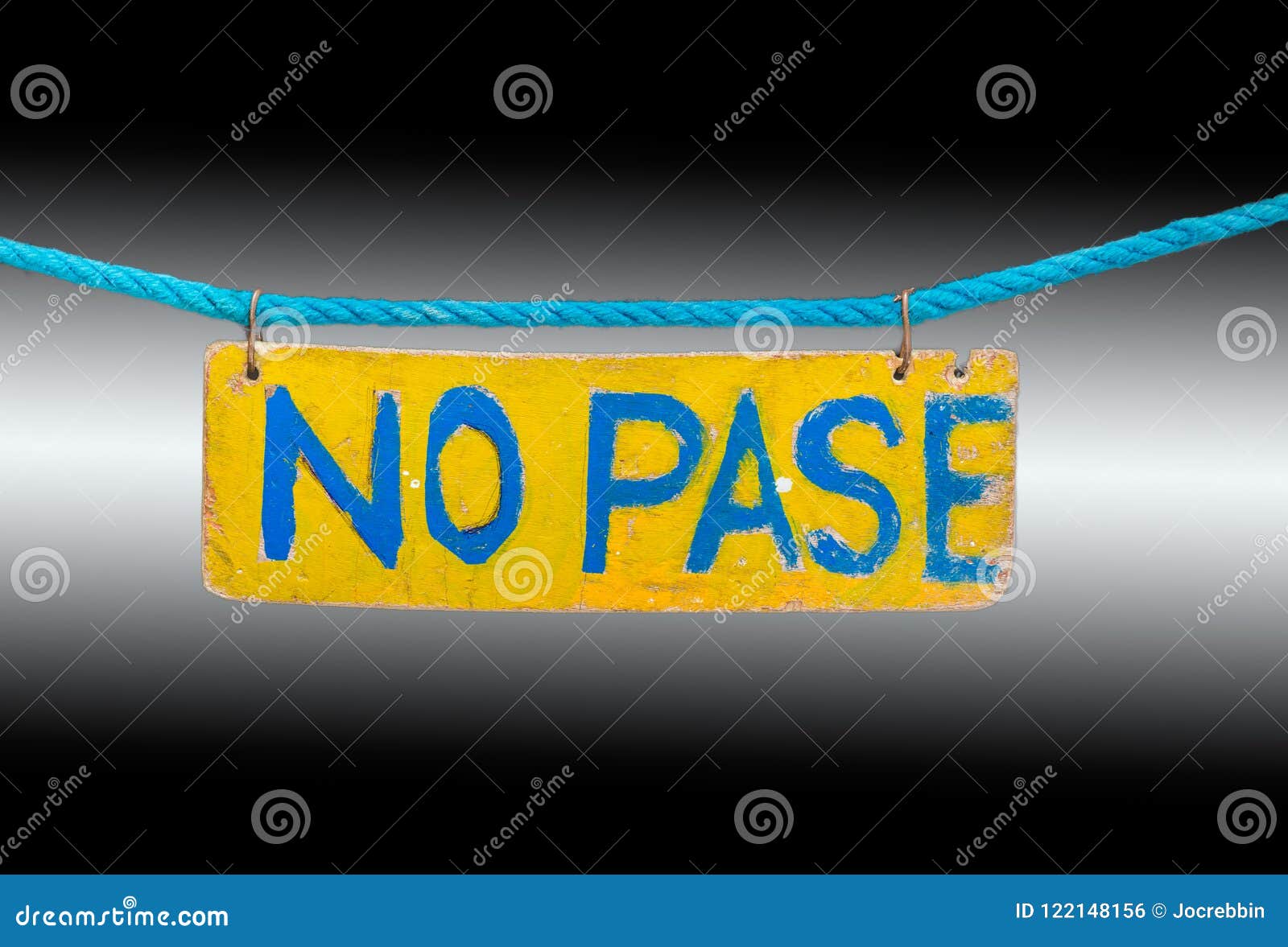 no pase sign white and black background