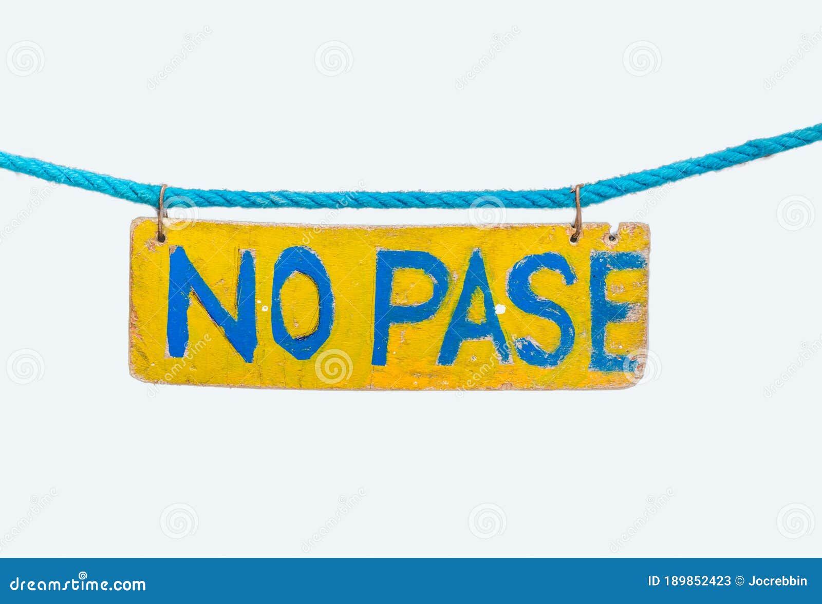 no pase sign with white background