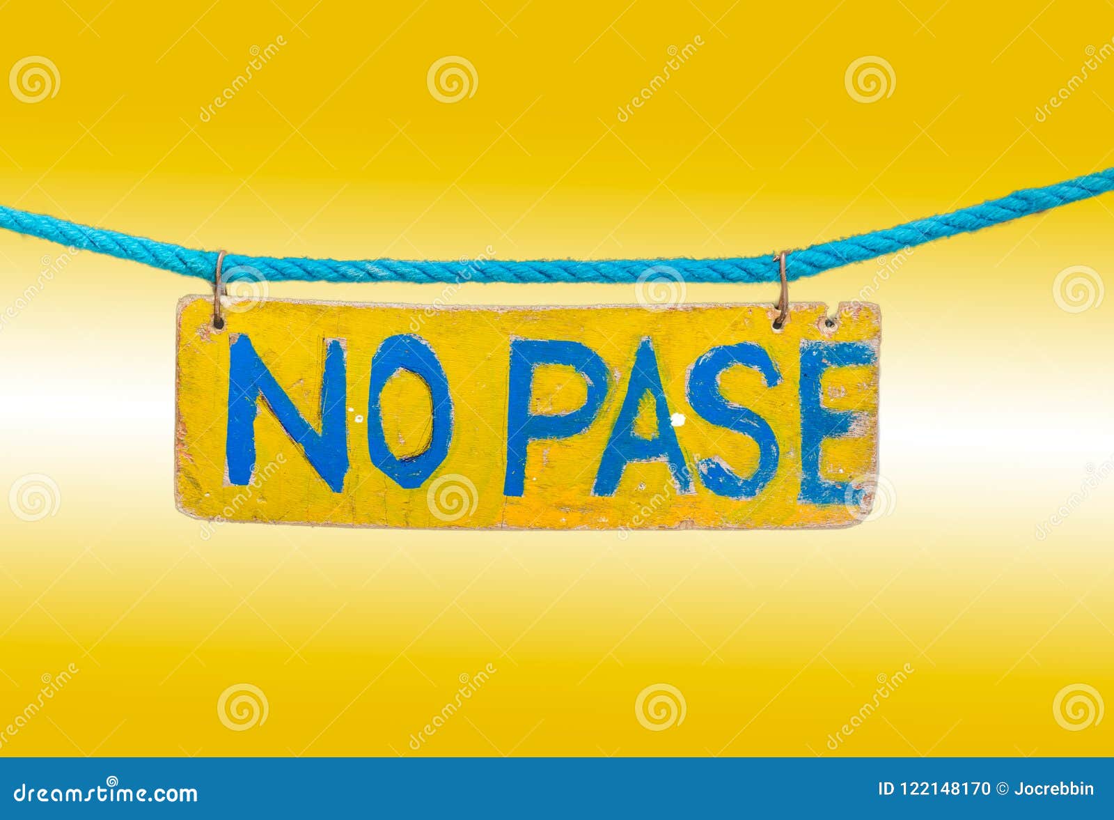 no pase sign wt & yellow bkgd