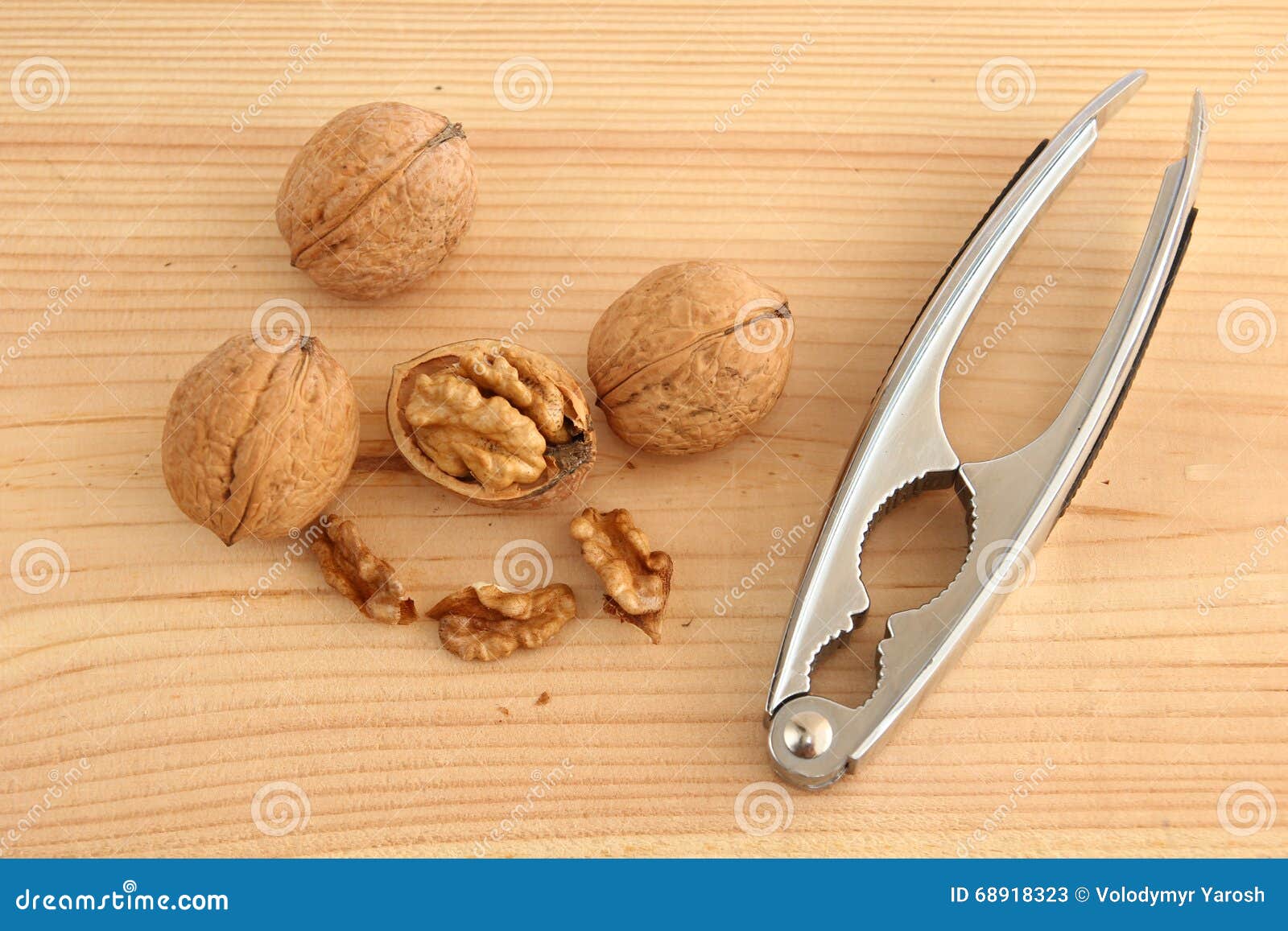 Schiaccianoci In Metallo Drado - Pinza Per Noci Con Manico Curvo, Antiscivolo E Coperchio Sicuro - Foto 5