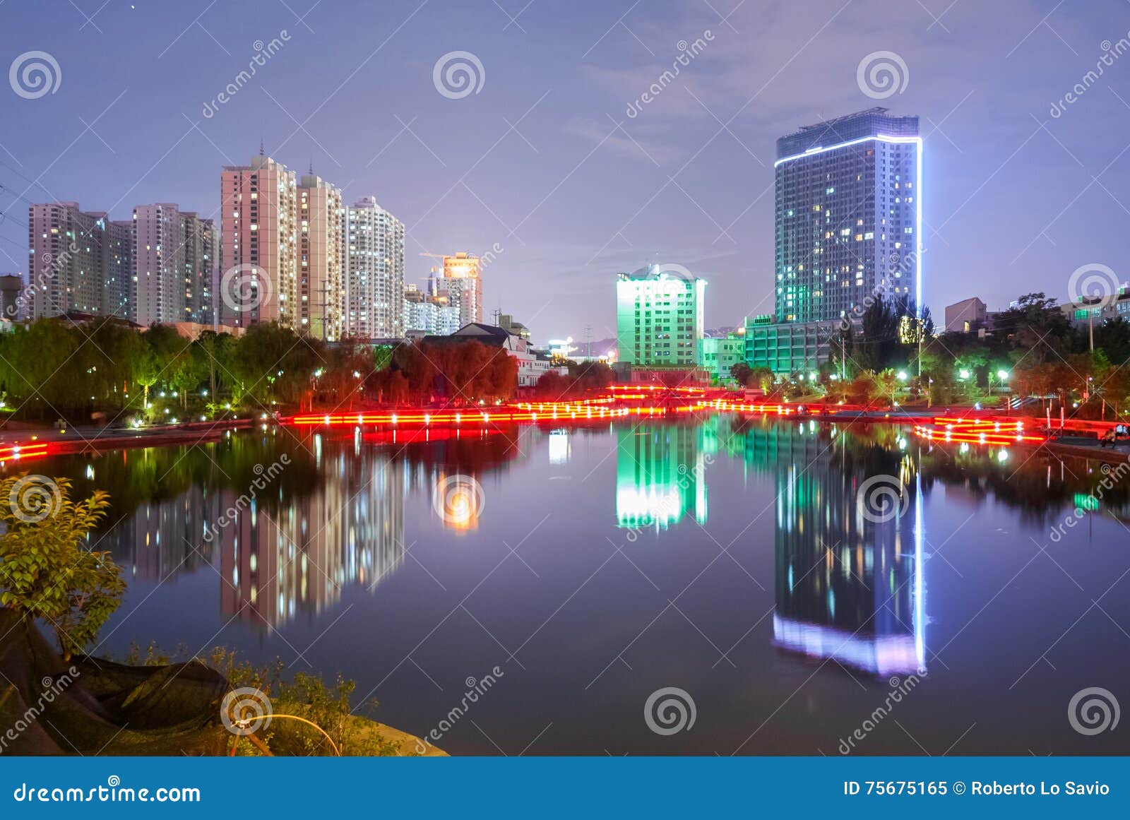 nocturne view of the lake in the yantan park in lanzhou (china)