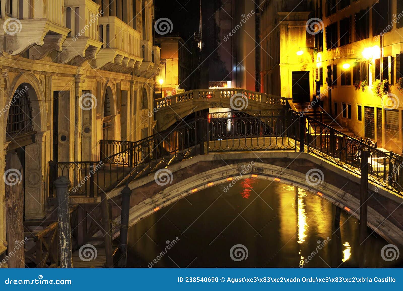 nocturnes of the city of venice