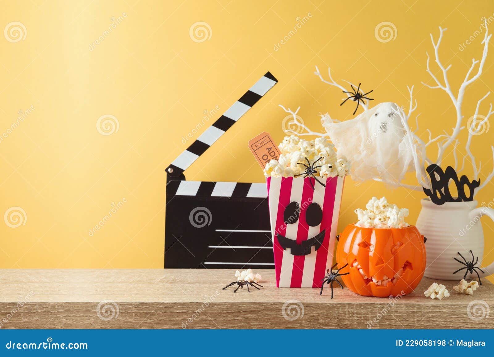 Filmes para o Halloween • Jauclick