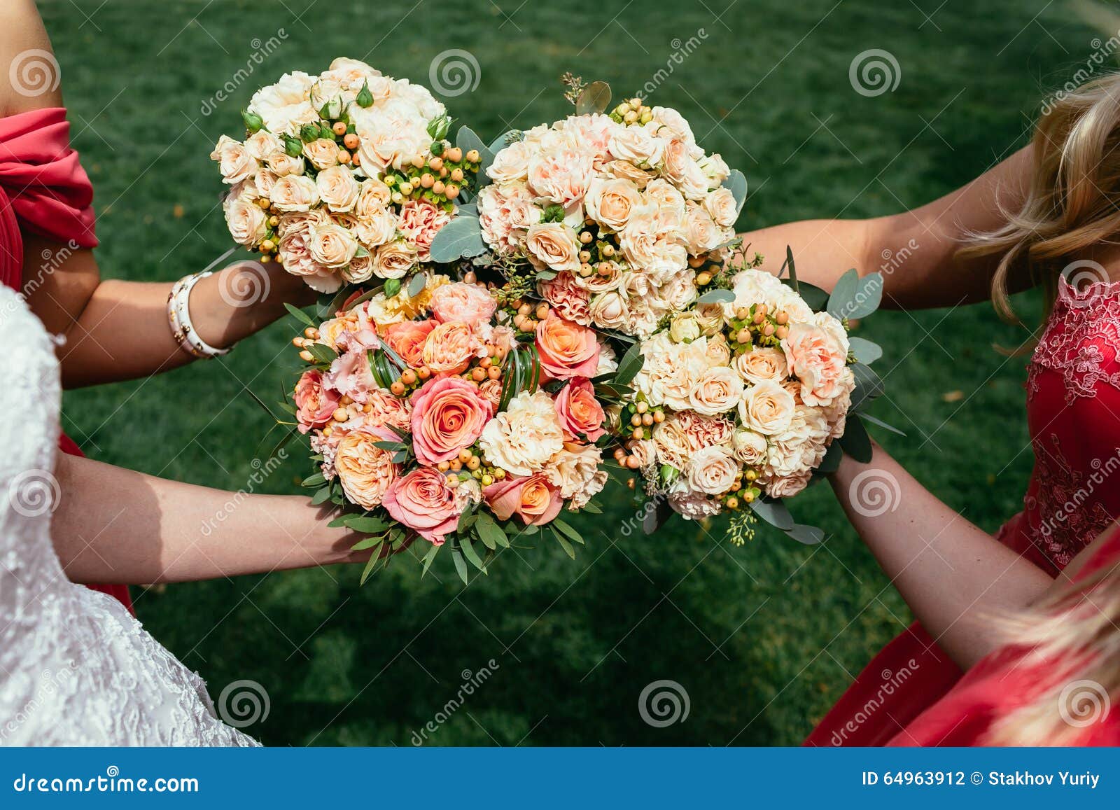 damas de honra vermelho