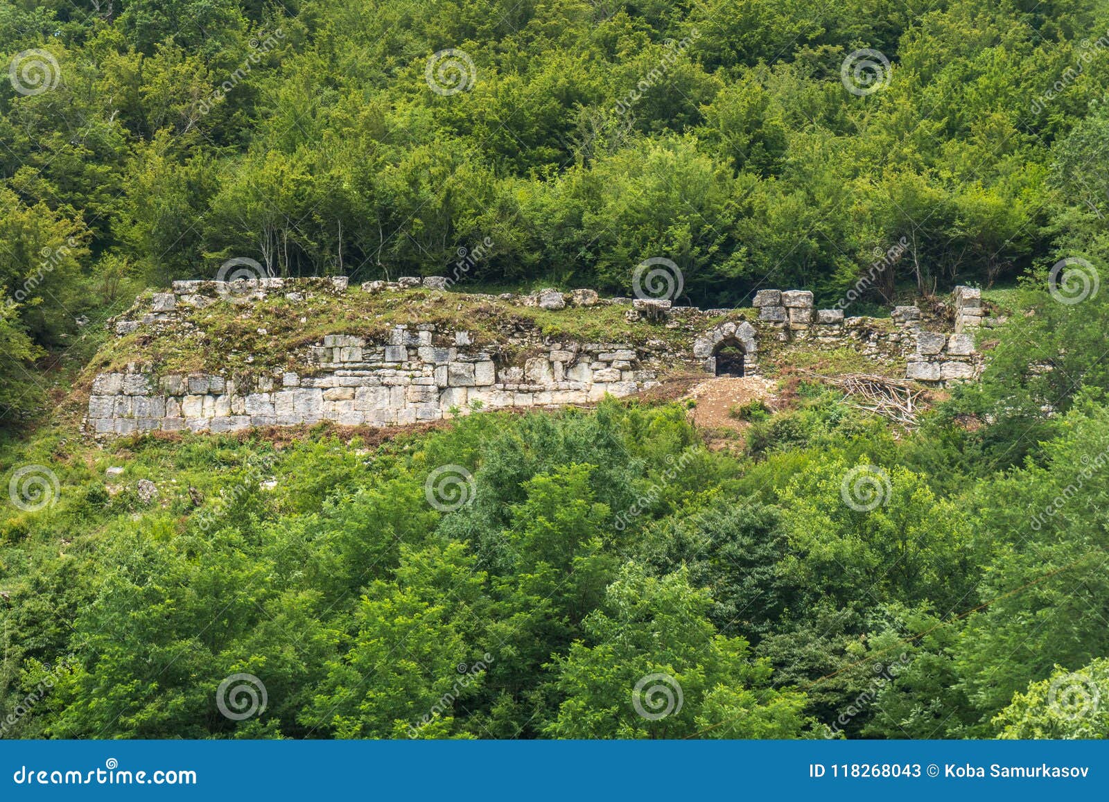 Byzantine Fortress of Archaeopolis (Nokalakevi), Georgia (Illustration) -  World History Encyclopedia