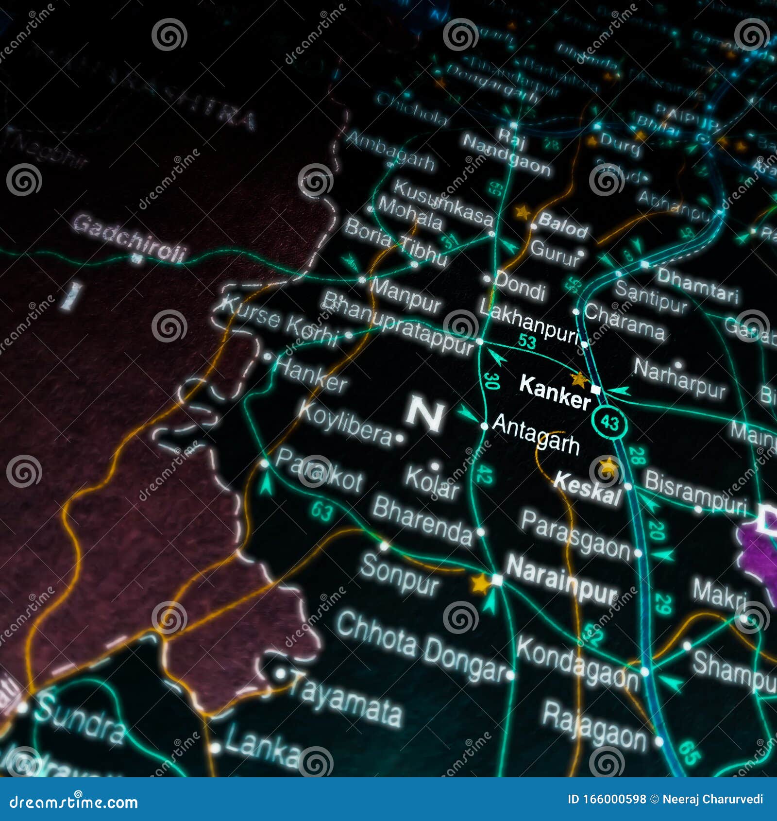 Nome da cidade de Kanker exibido no mapa geográfico na Índia