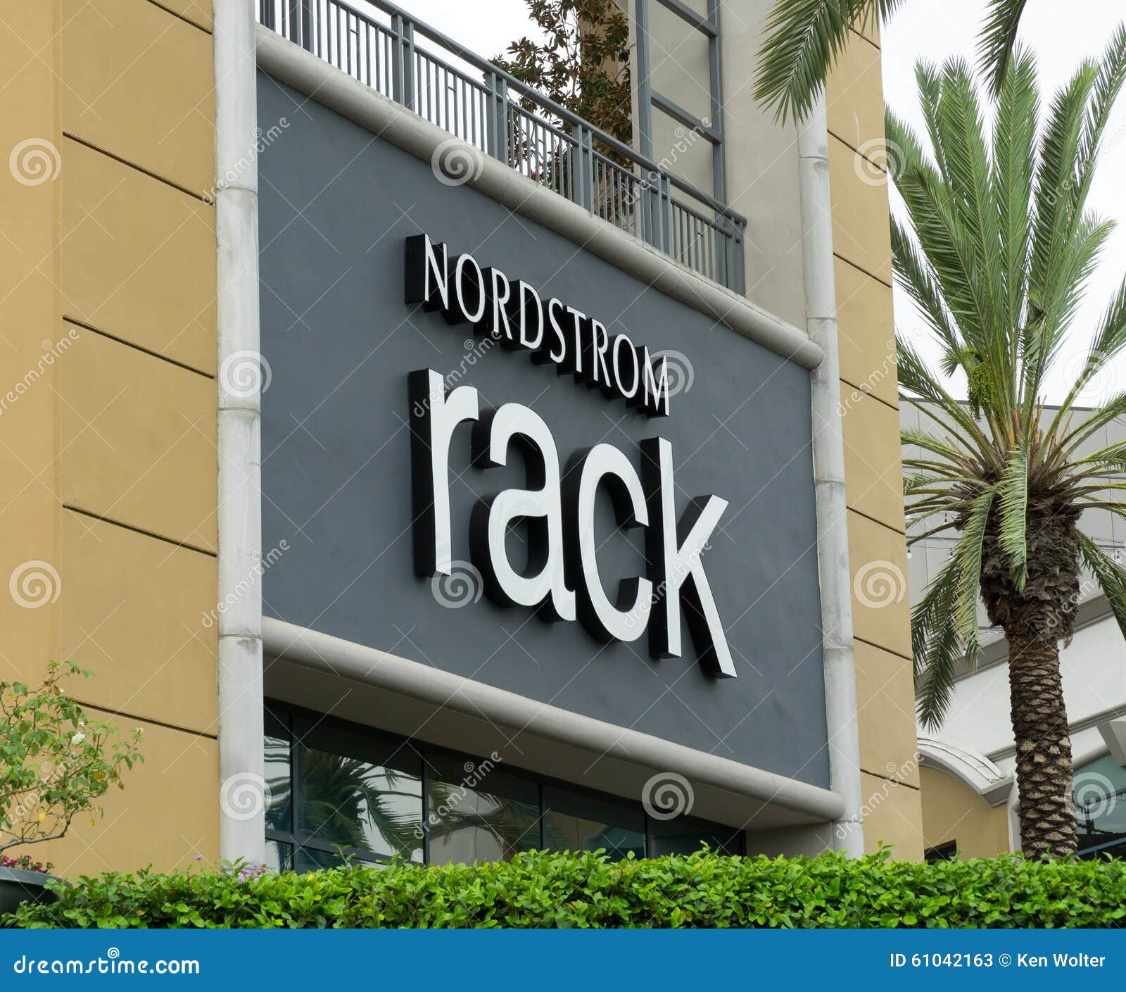 Collection 94+ Images nordstrom rack costa mesa photos Latest