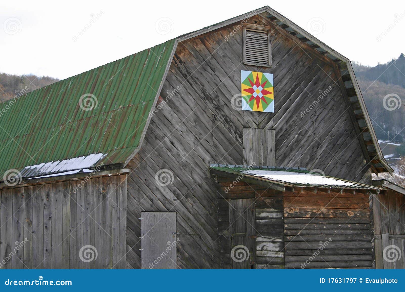North Carolina Star Quilt Barn Stock Image Image Of Customs