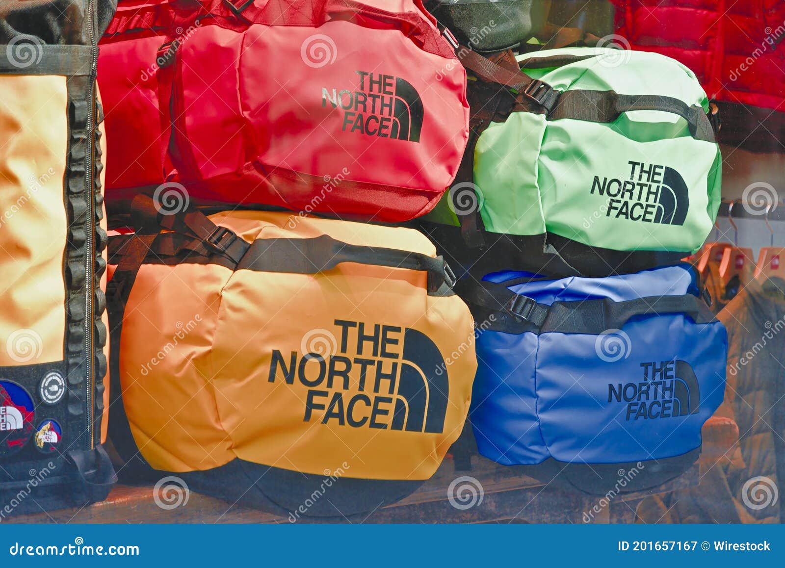 north face store downtown