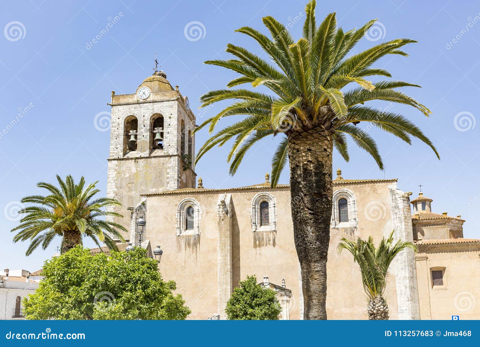 Nossa Senhora Da Igreja Dos Anjos Na Cidade Do Los Santos De Maimona Imagem  de Stock - Imagem de punho, anjos: 113257683